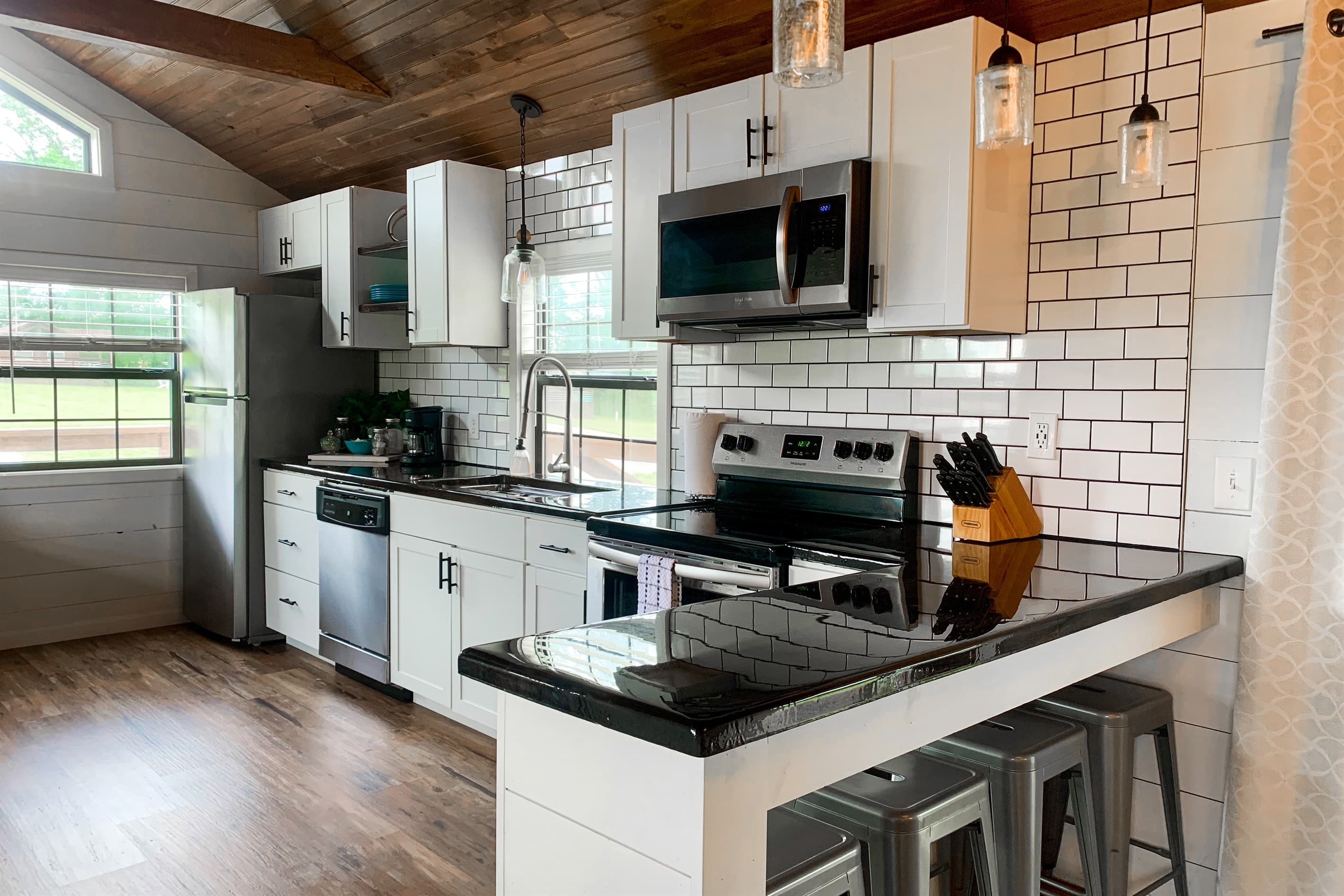 Ample kitchen countertop space