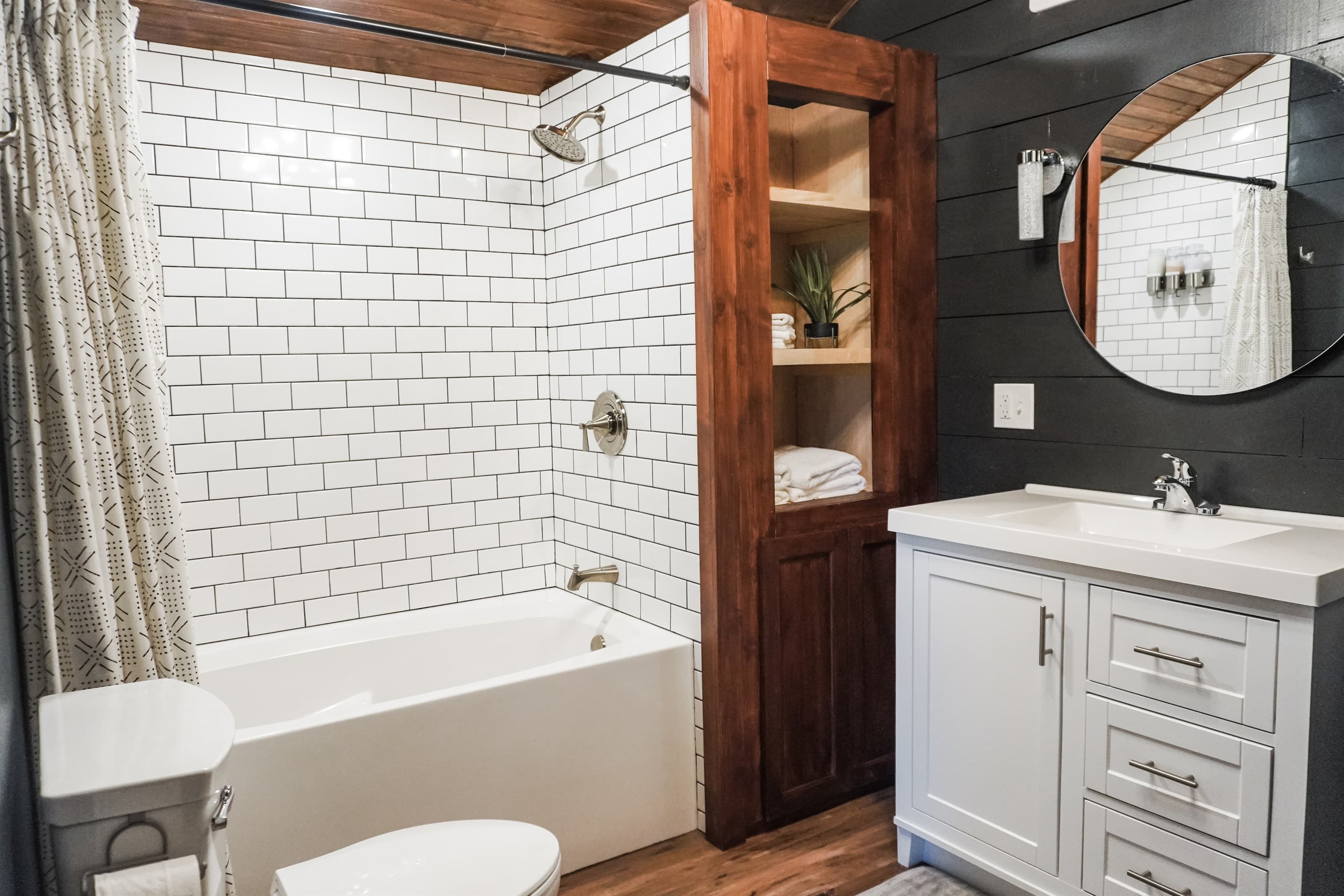 Spacious and clean bathroom