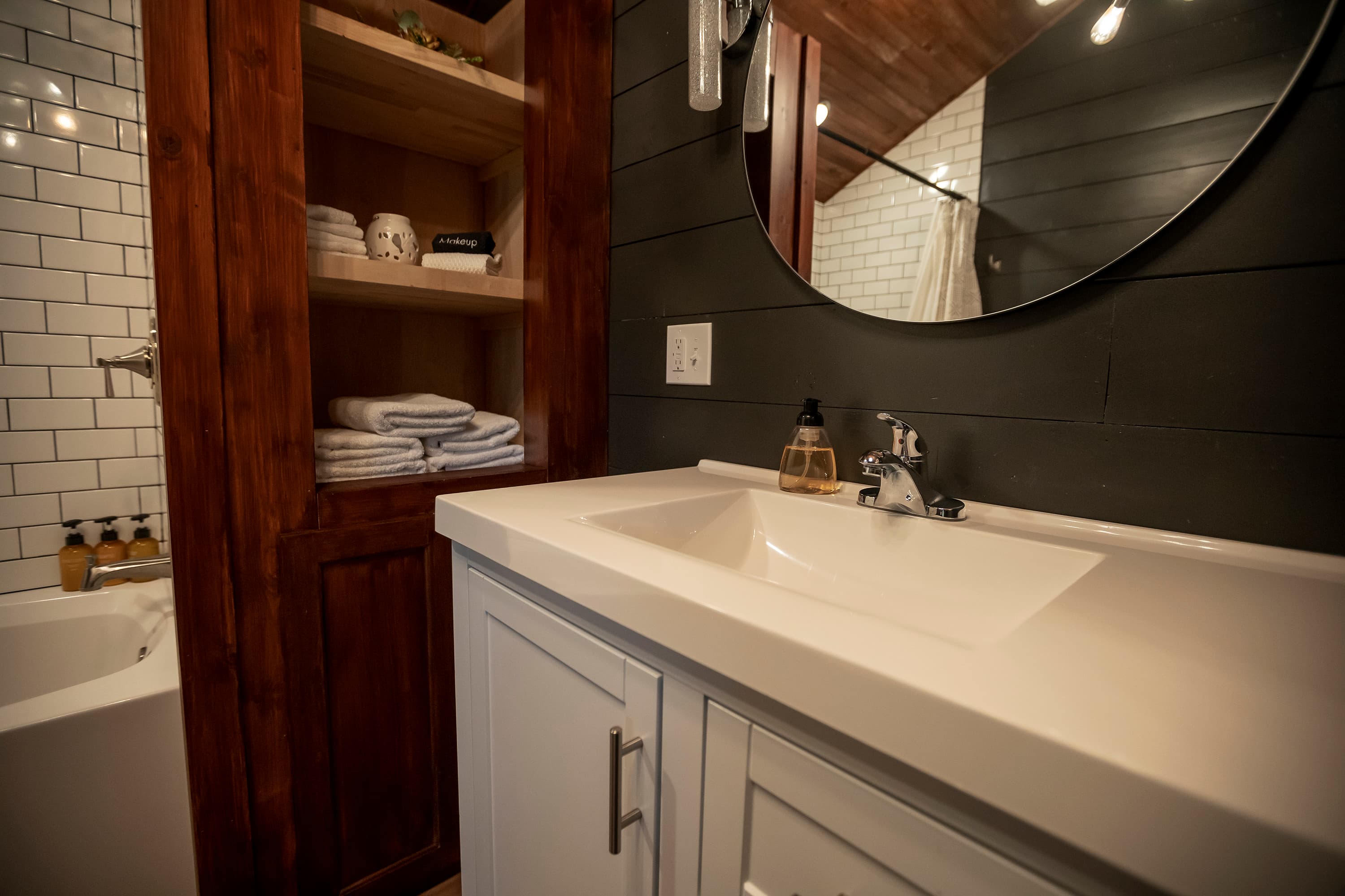 Spacious bathroom