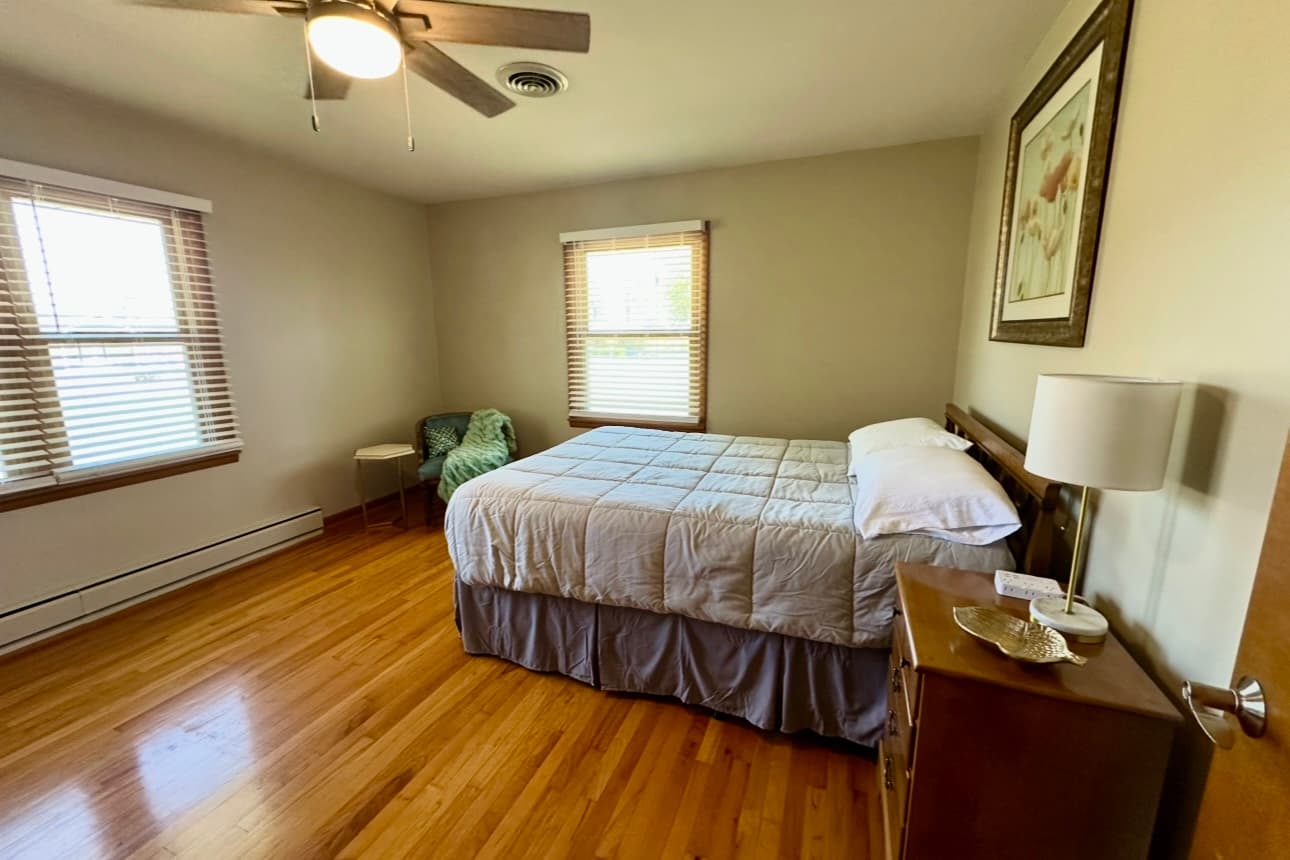 Queen bed