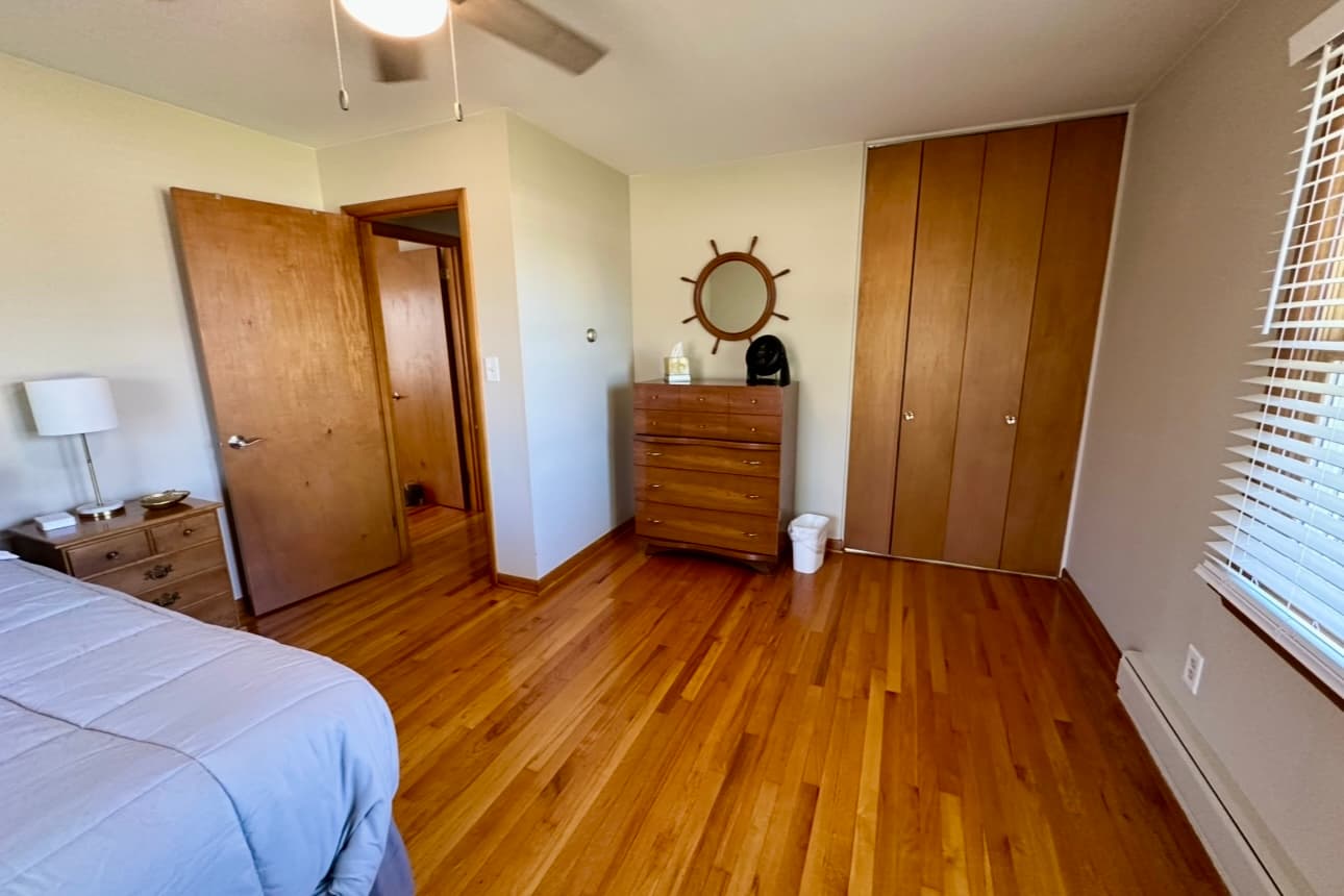 Bedroom #3 with queen bed
