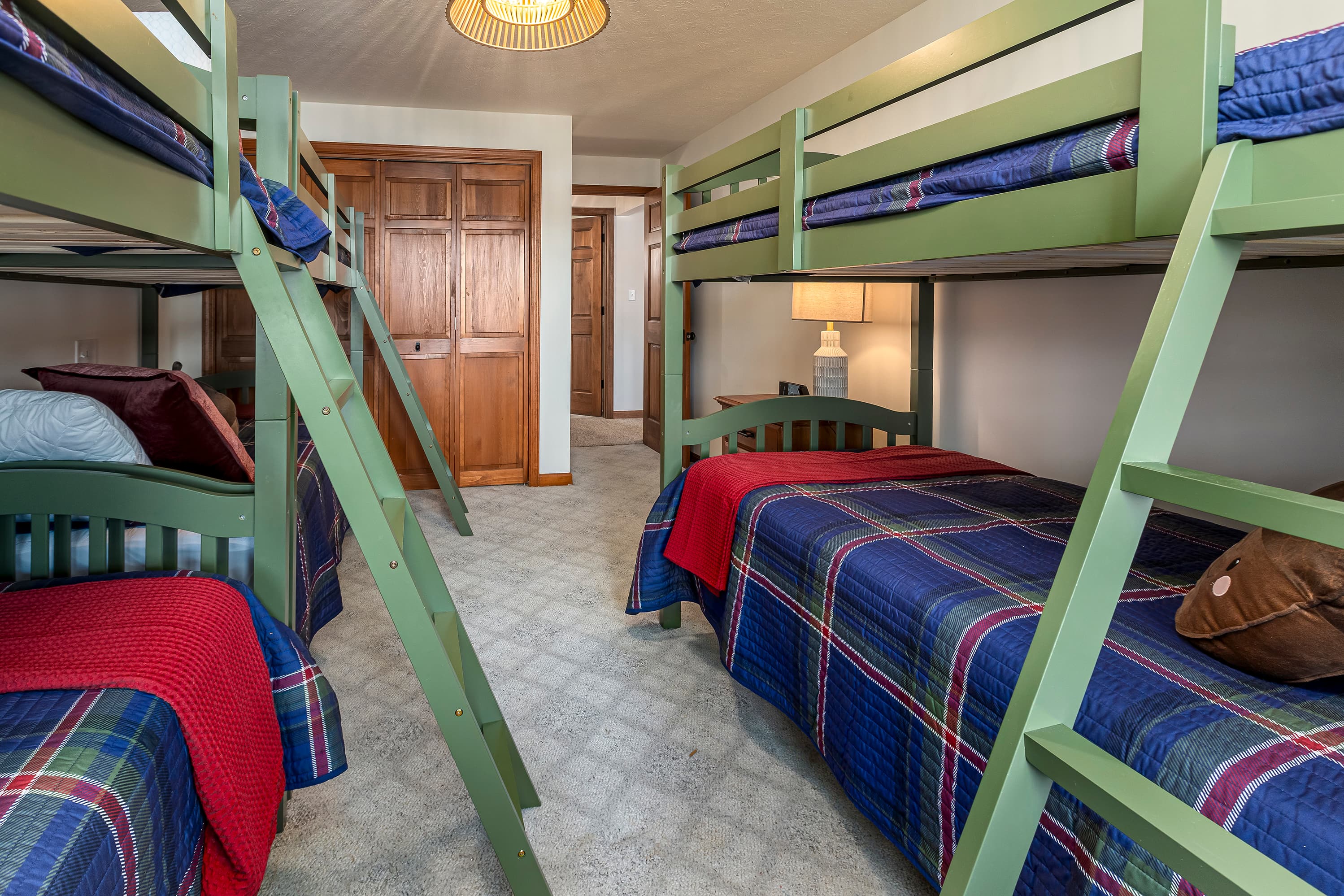 6 total beds (3 Bunk Beds)
