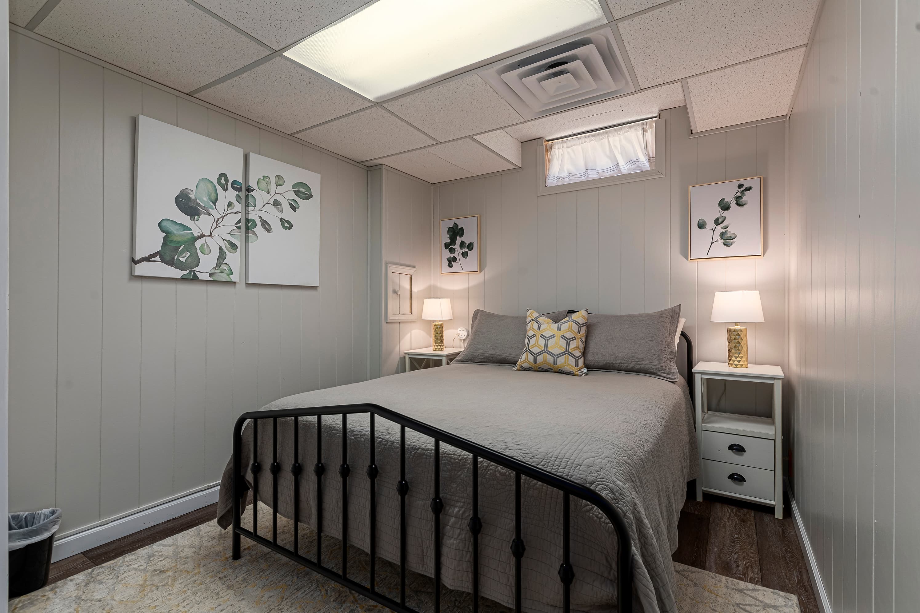 Lower level queen bedroom