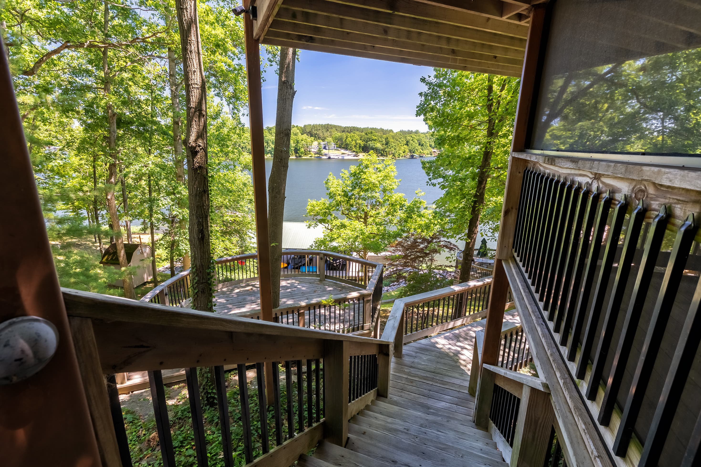 Spacious outdoor deck area 