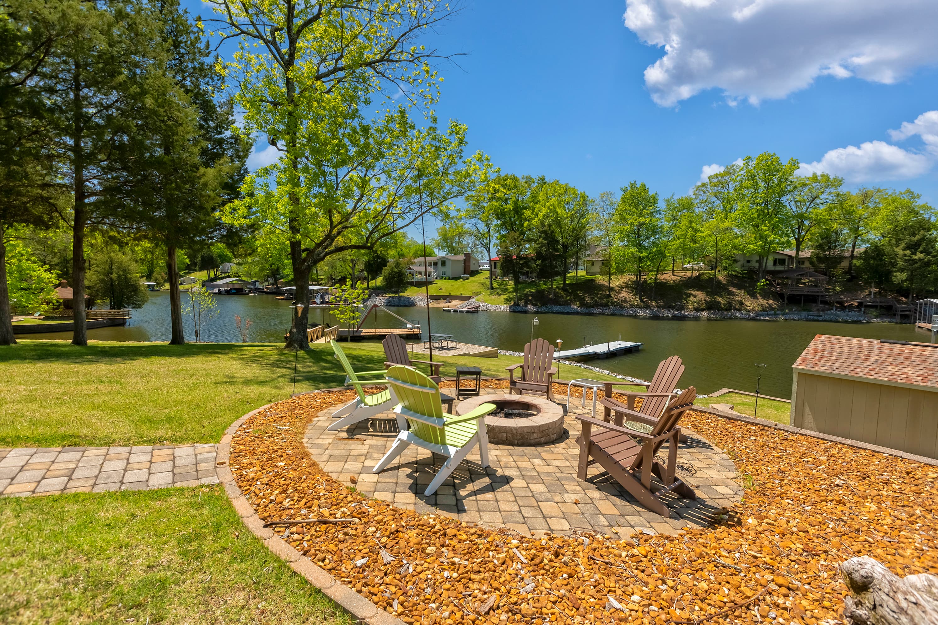 Fire pit with ample seating 