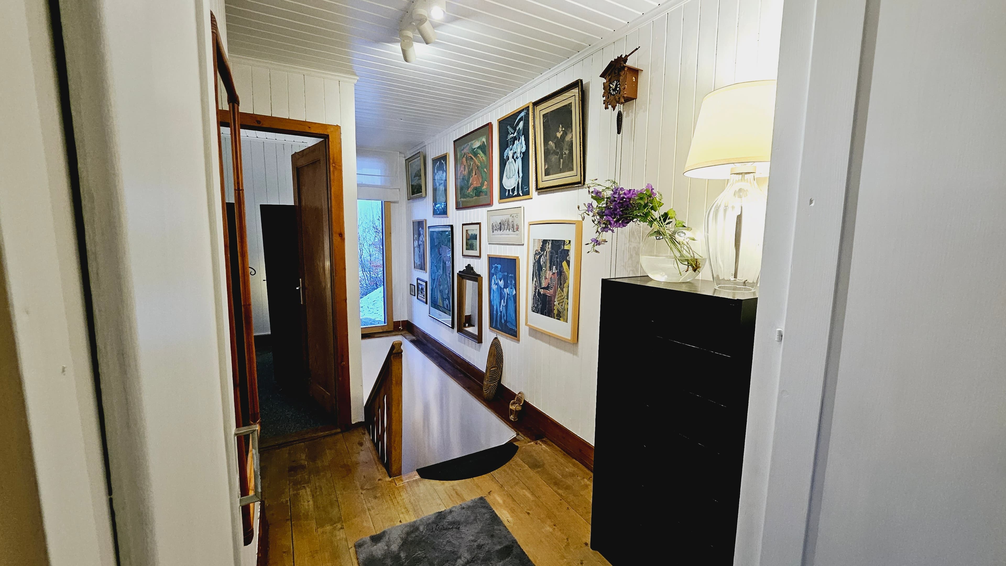 1st floor corridor