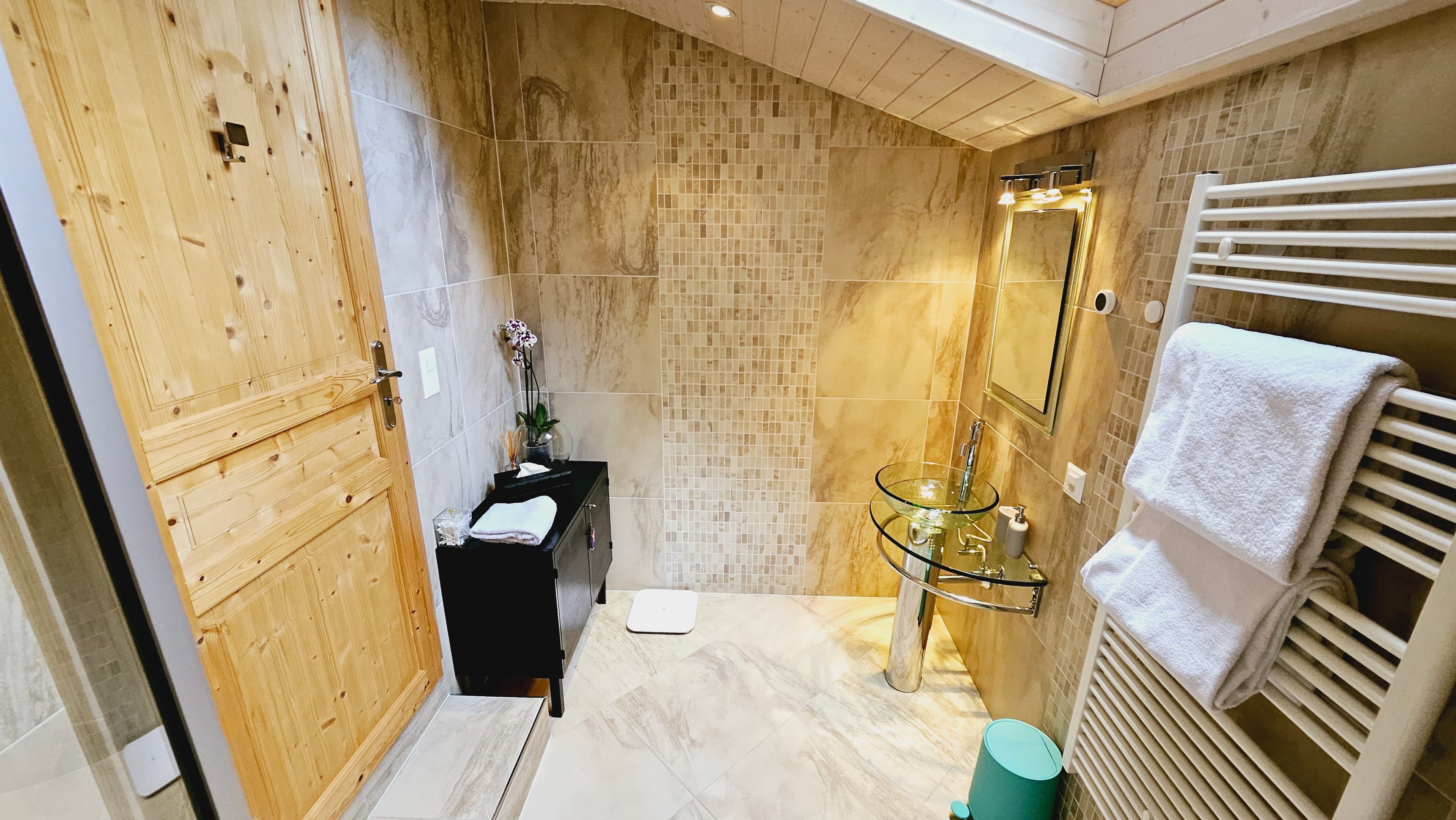 Ground floor bathroom