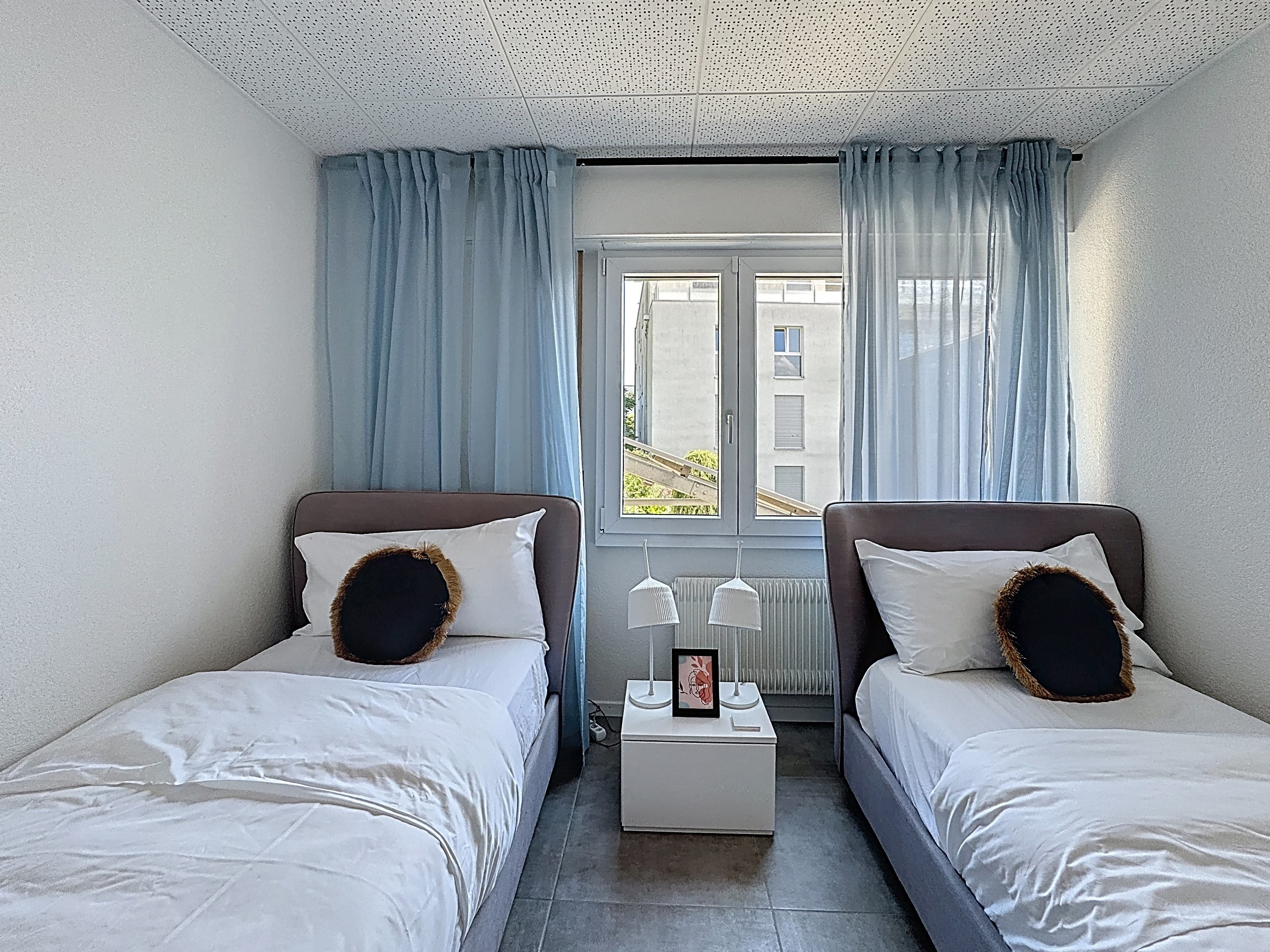 Room with 2 beds (90×200) on the ground floor