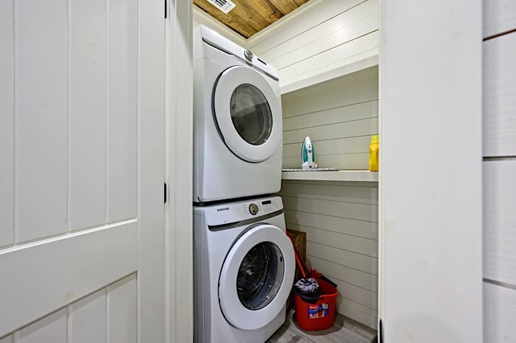 Full size washer and dryer in cabin