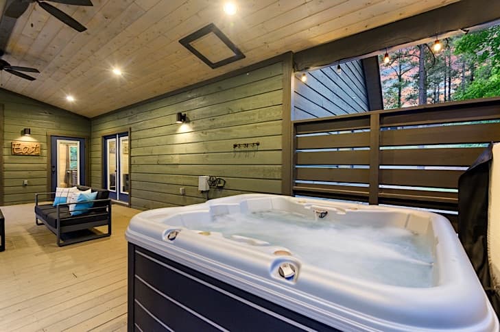 Hot tub is perfect after a long day exploring