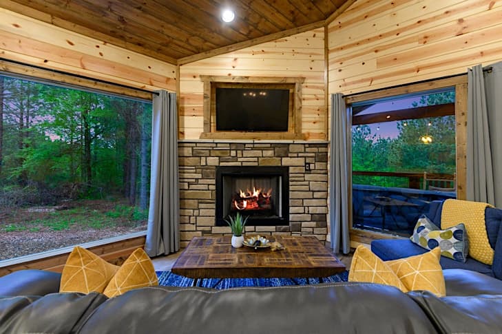 Seasonal fireplace and smart tv in living area
