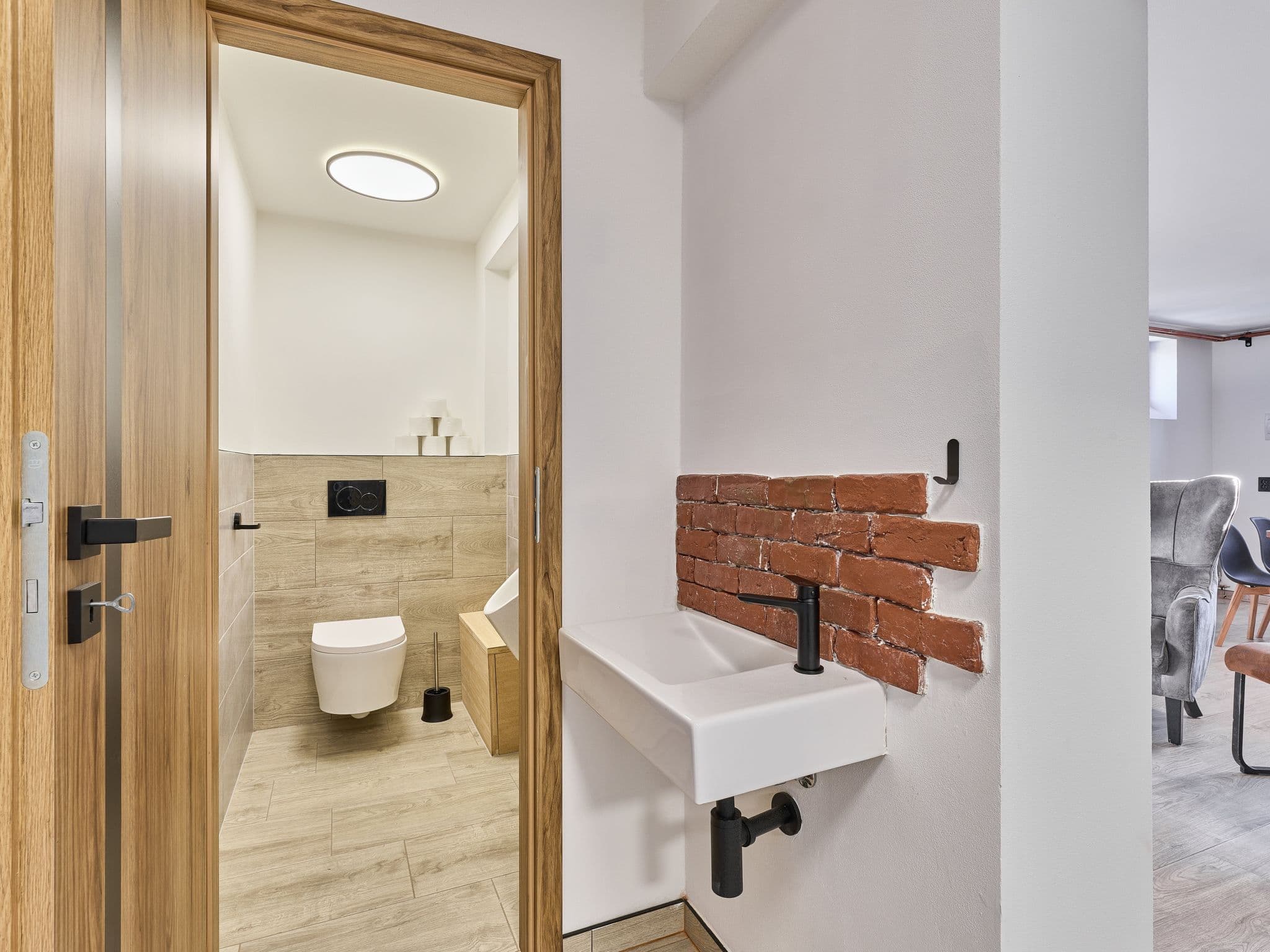Bathroom / Wellness