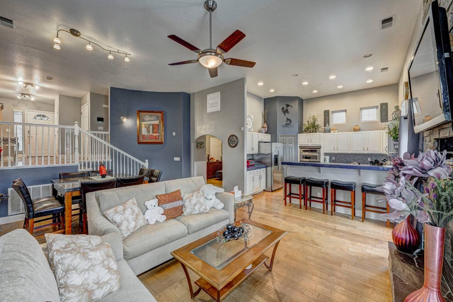 An open floor plan allows room to spread out or gather all together.