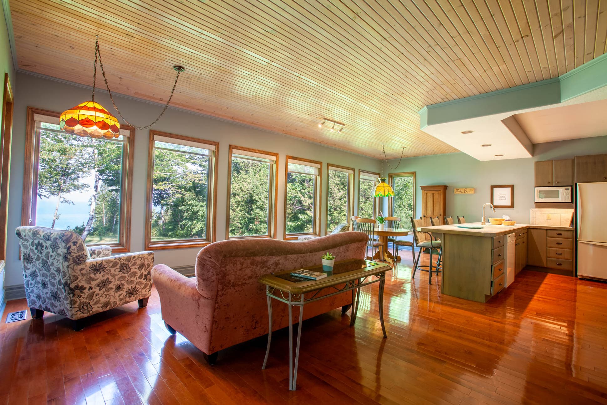 Spacious living area with view of the lake