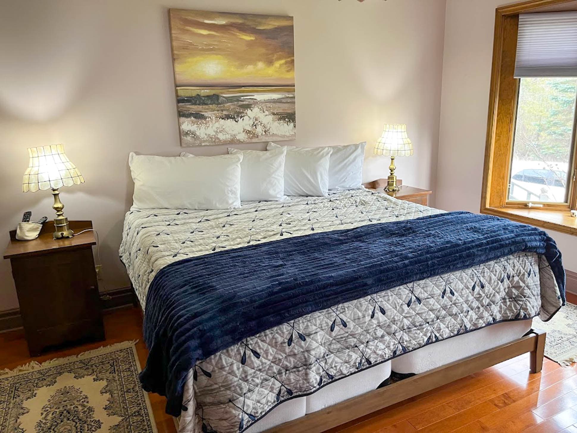 Premier with king bed