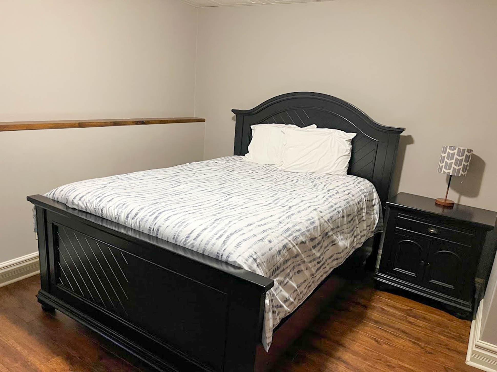 Downstairs BR3 with Queen bed