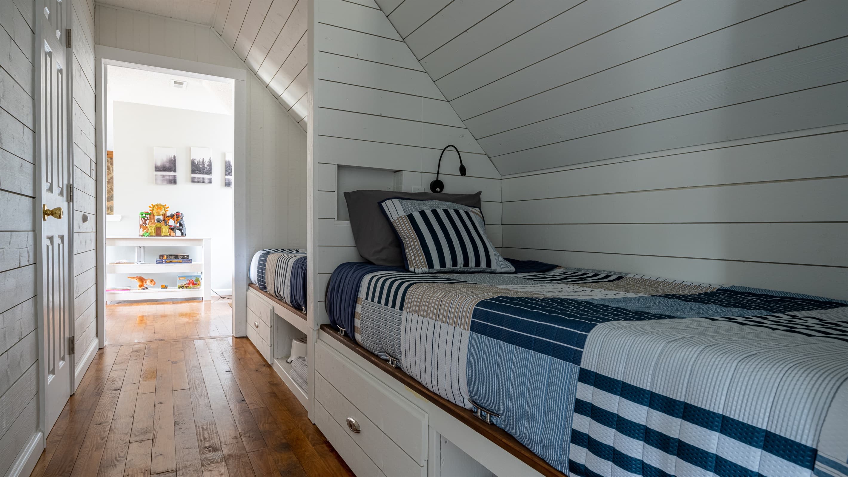 Loft with twin beds