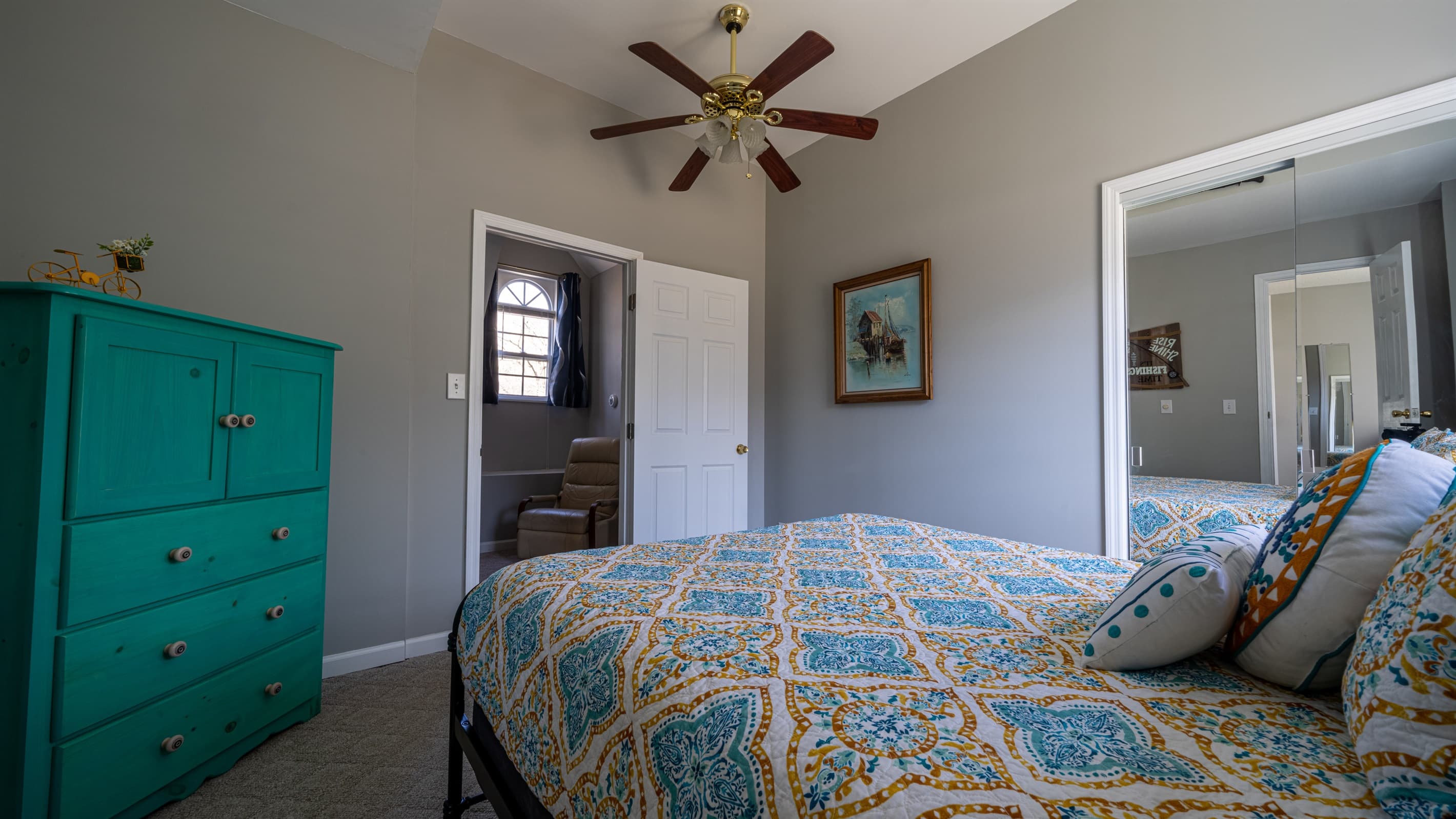Upstairs Bedroom 2