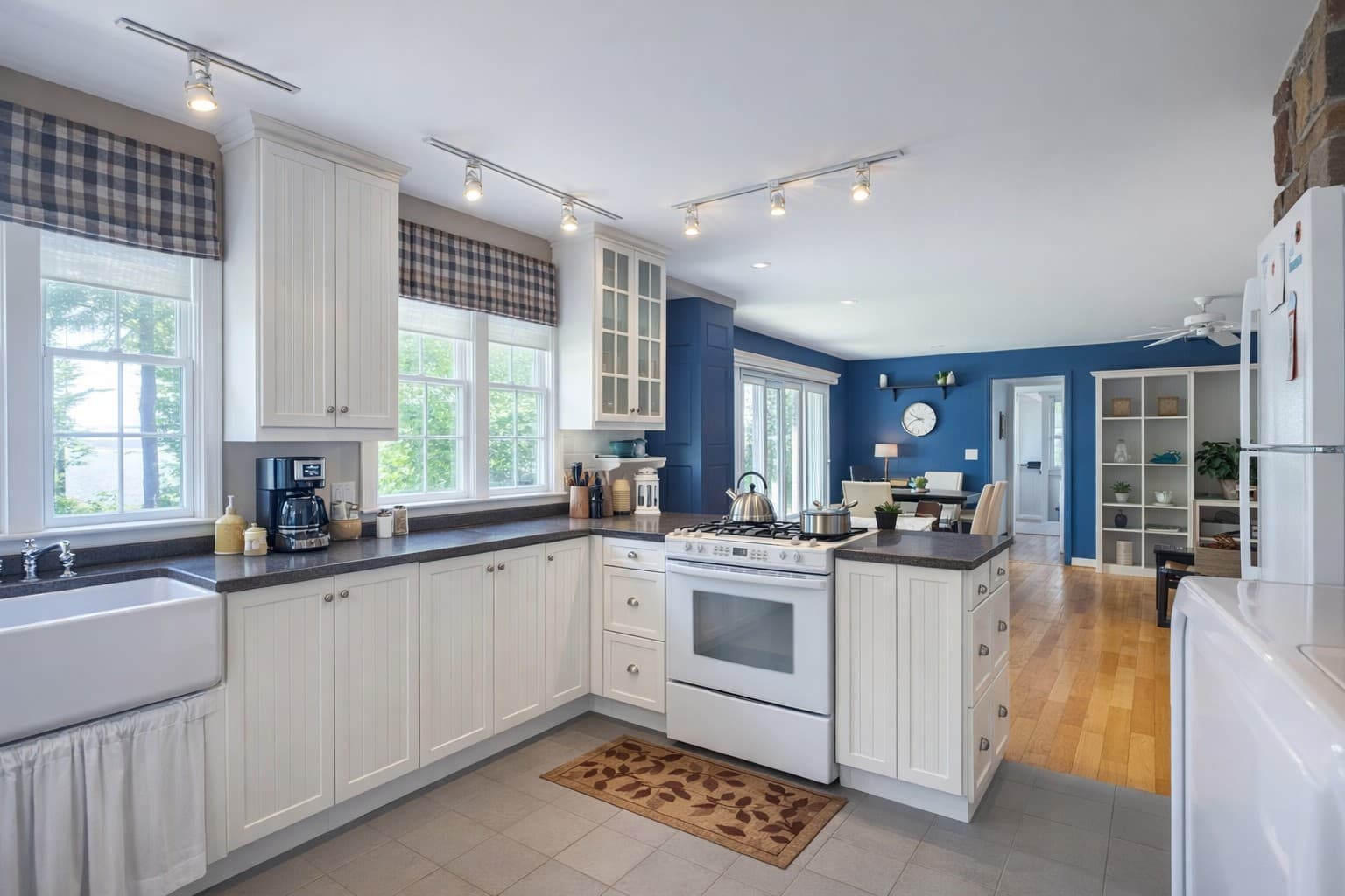 Talk to the family while preparing your favorite dishes