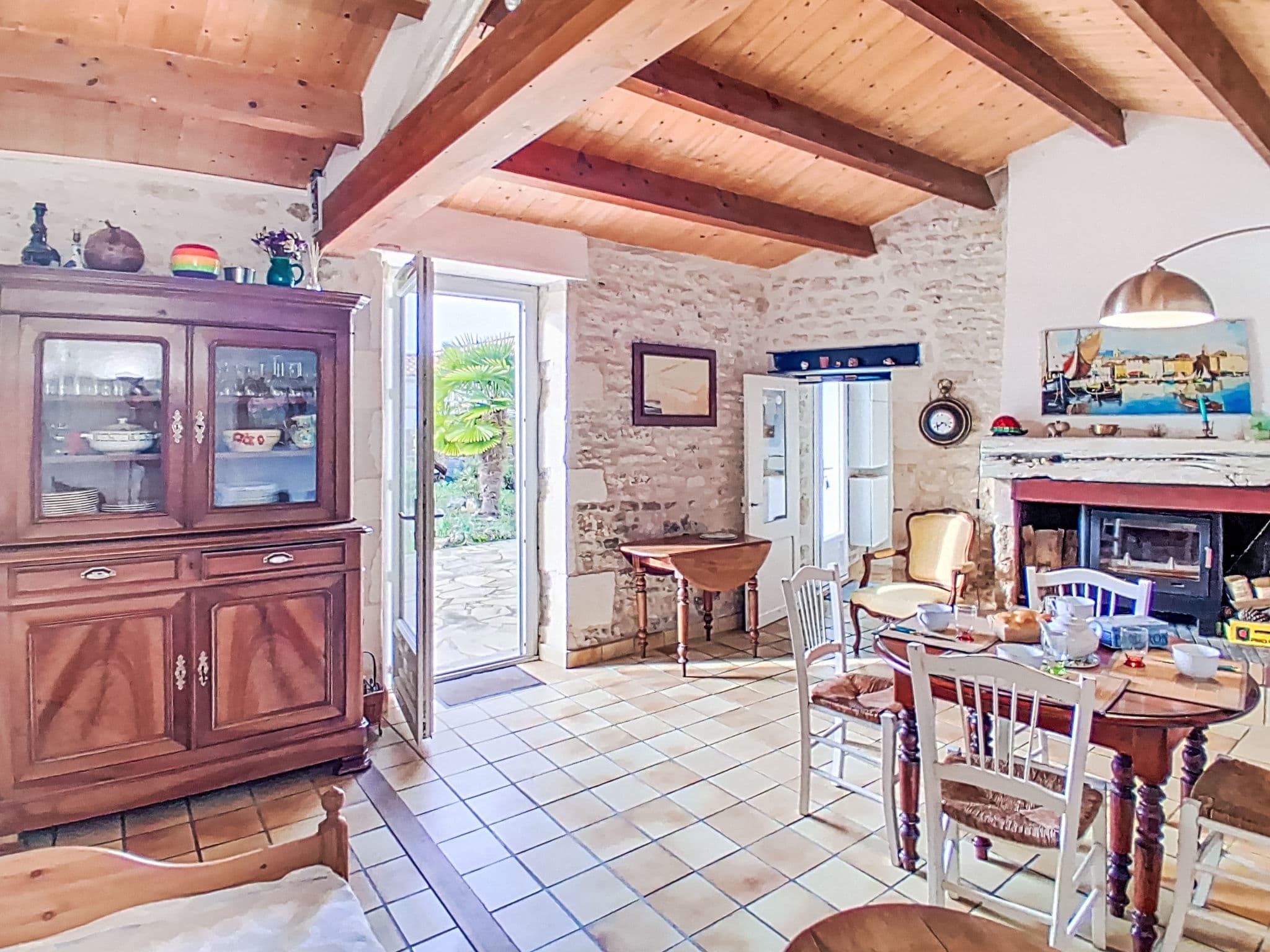 Kitchen / Dining Room