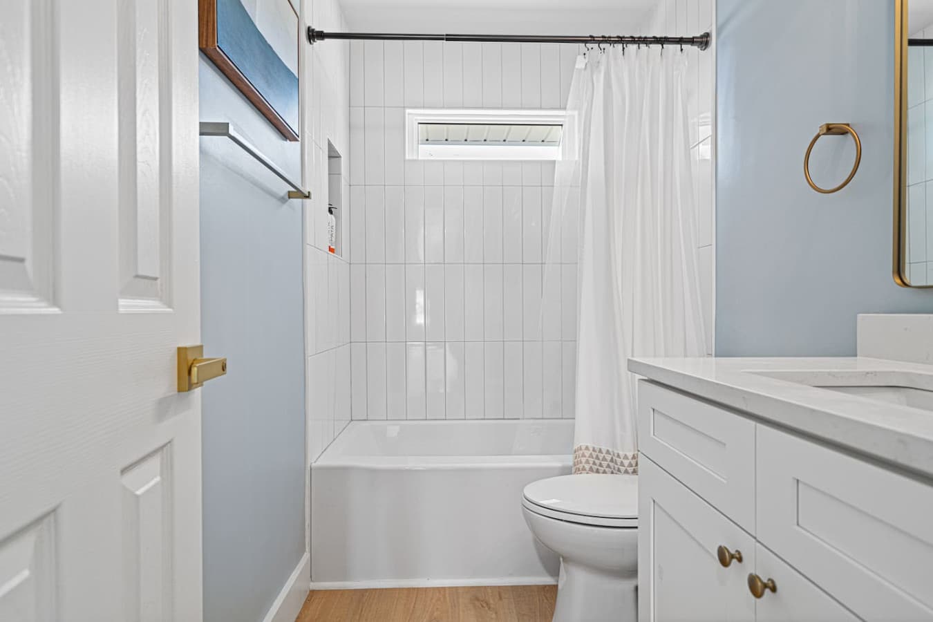 A shower/tub combo for versatility