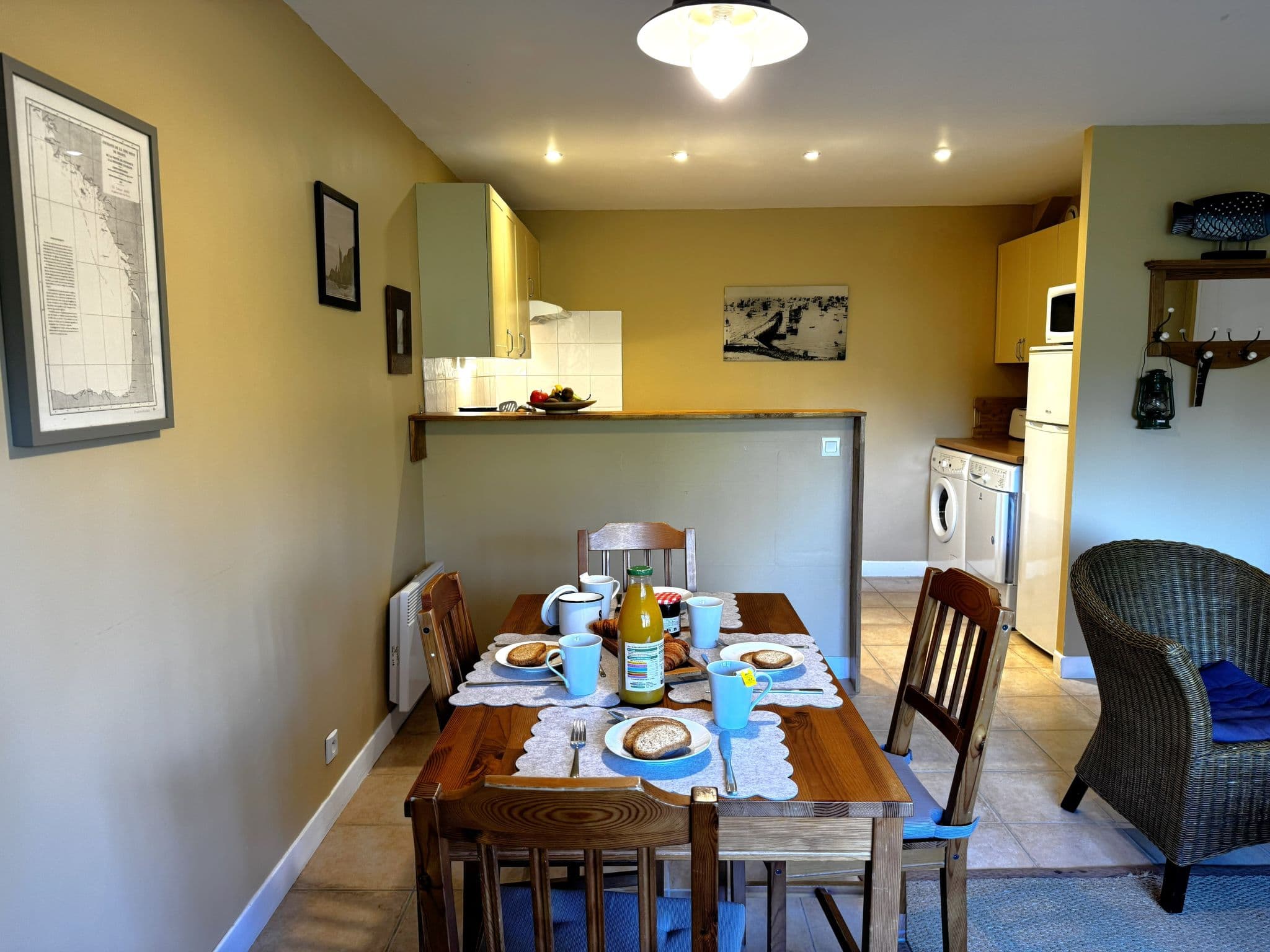 Kitchen / Dining Room