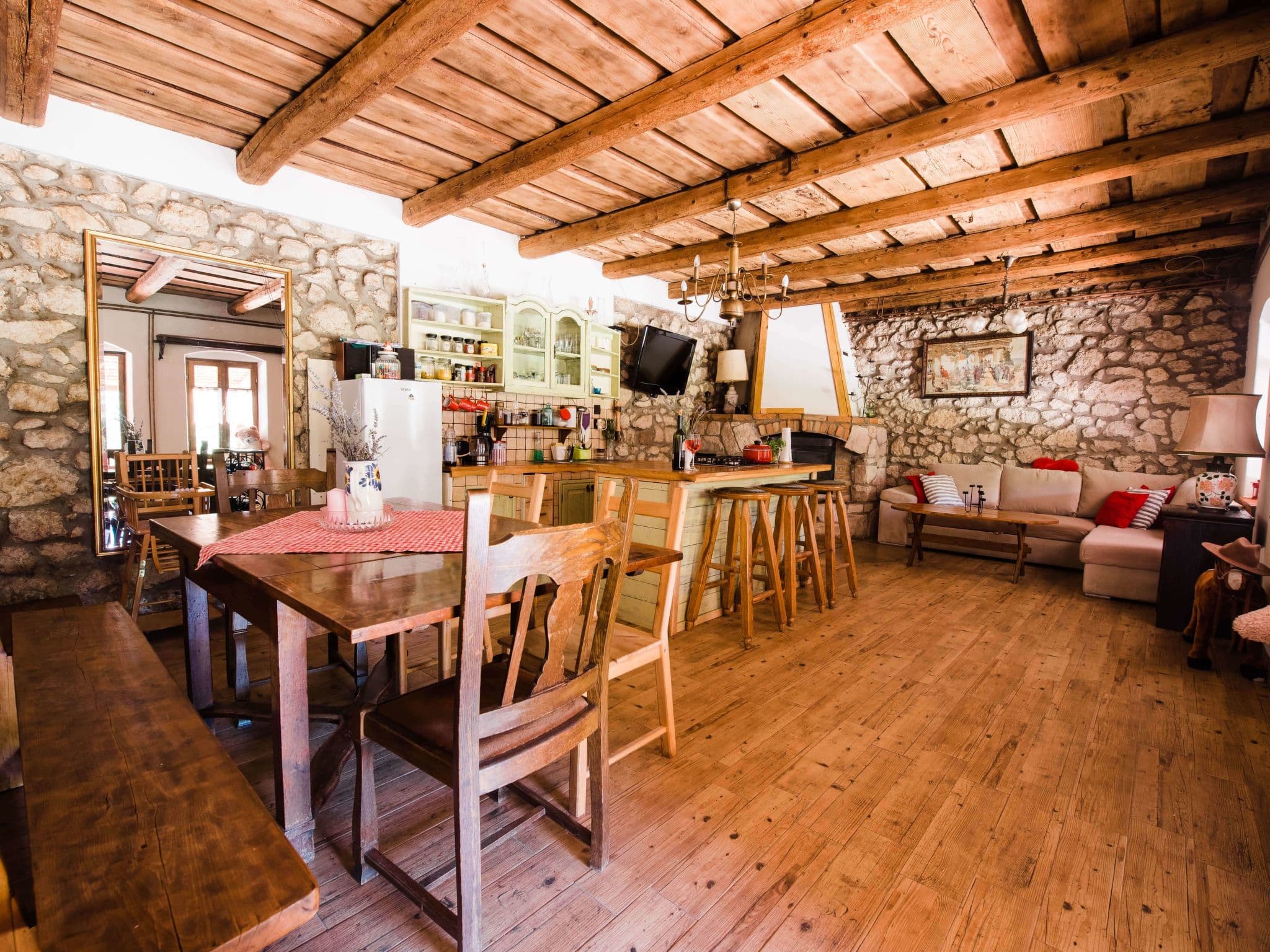 Kitchen / Dining Room
