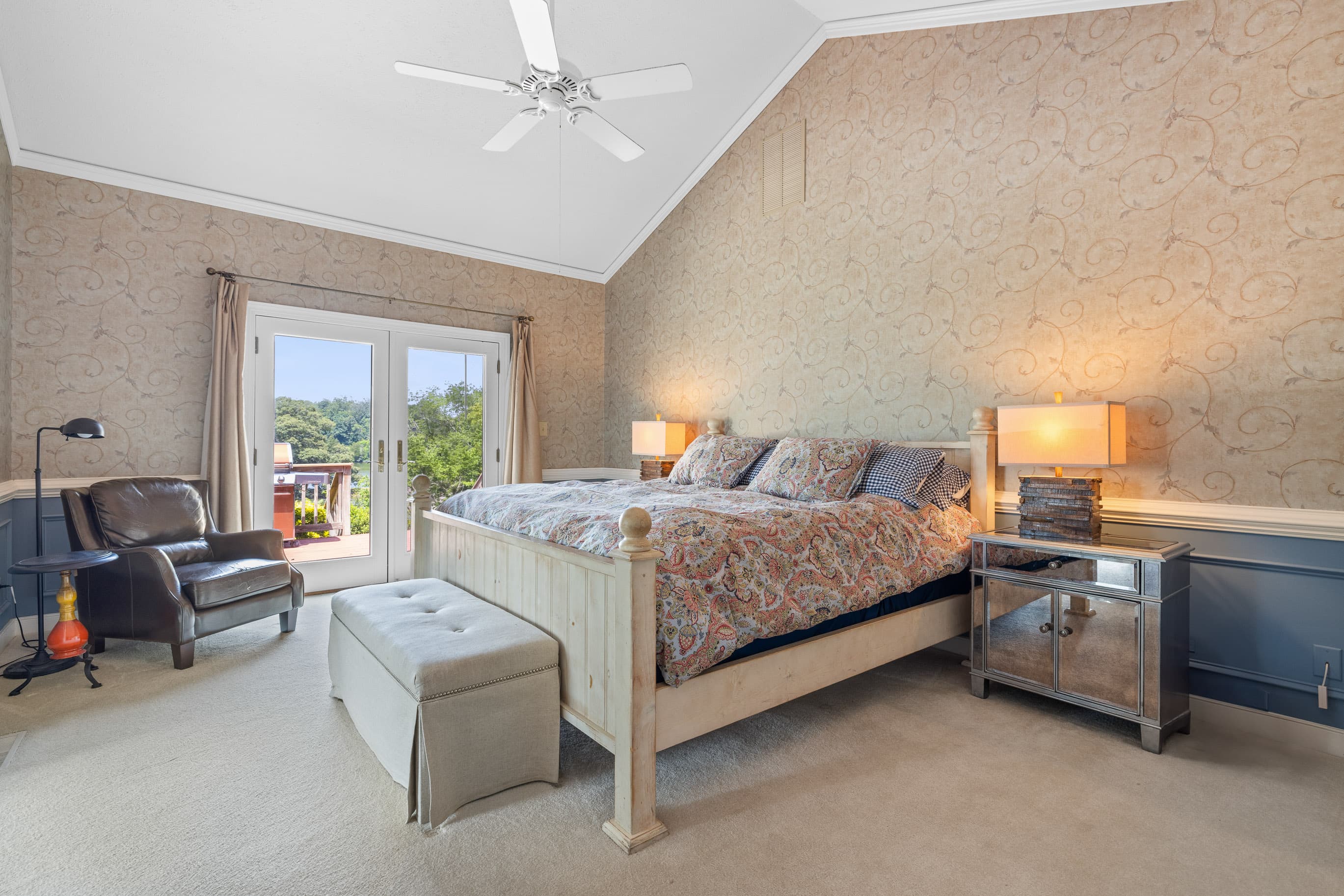 King Bedroom