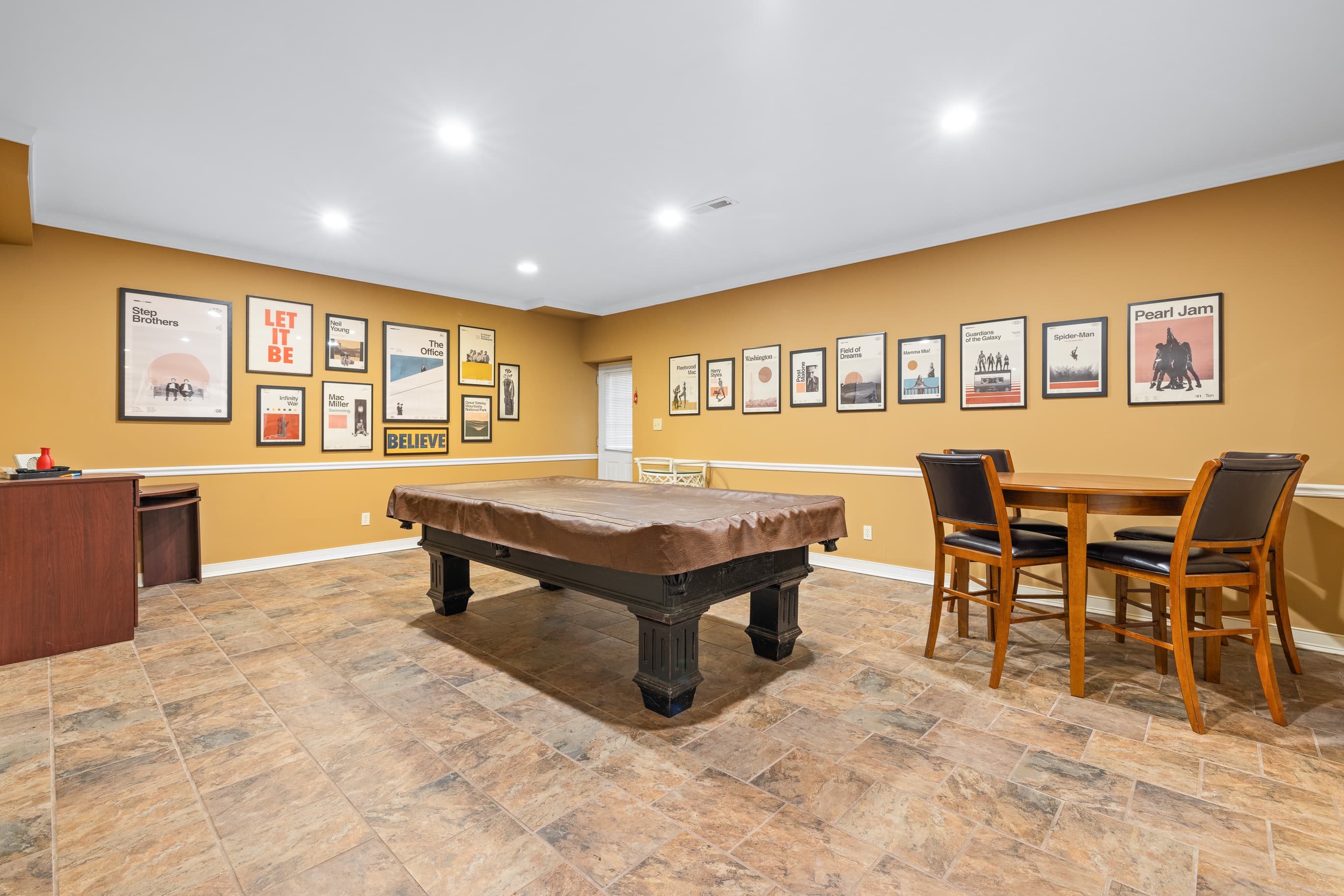 Gallery Image 62