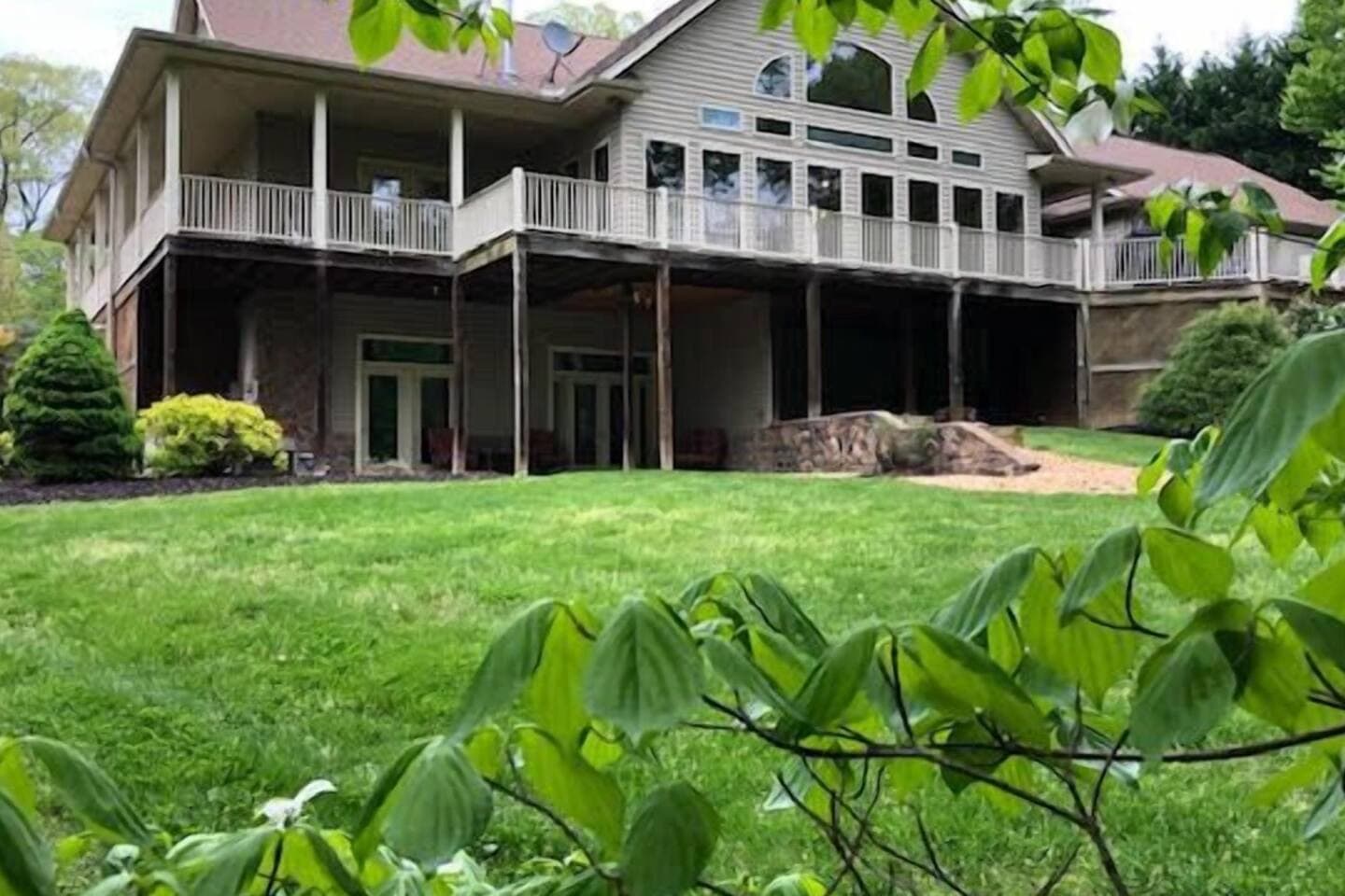 Gallery Image 1
