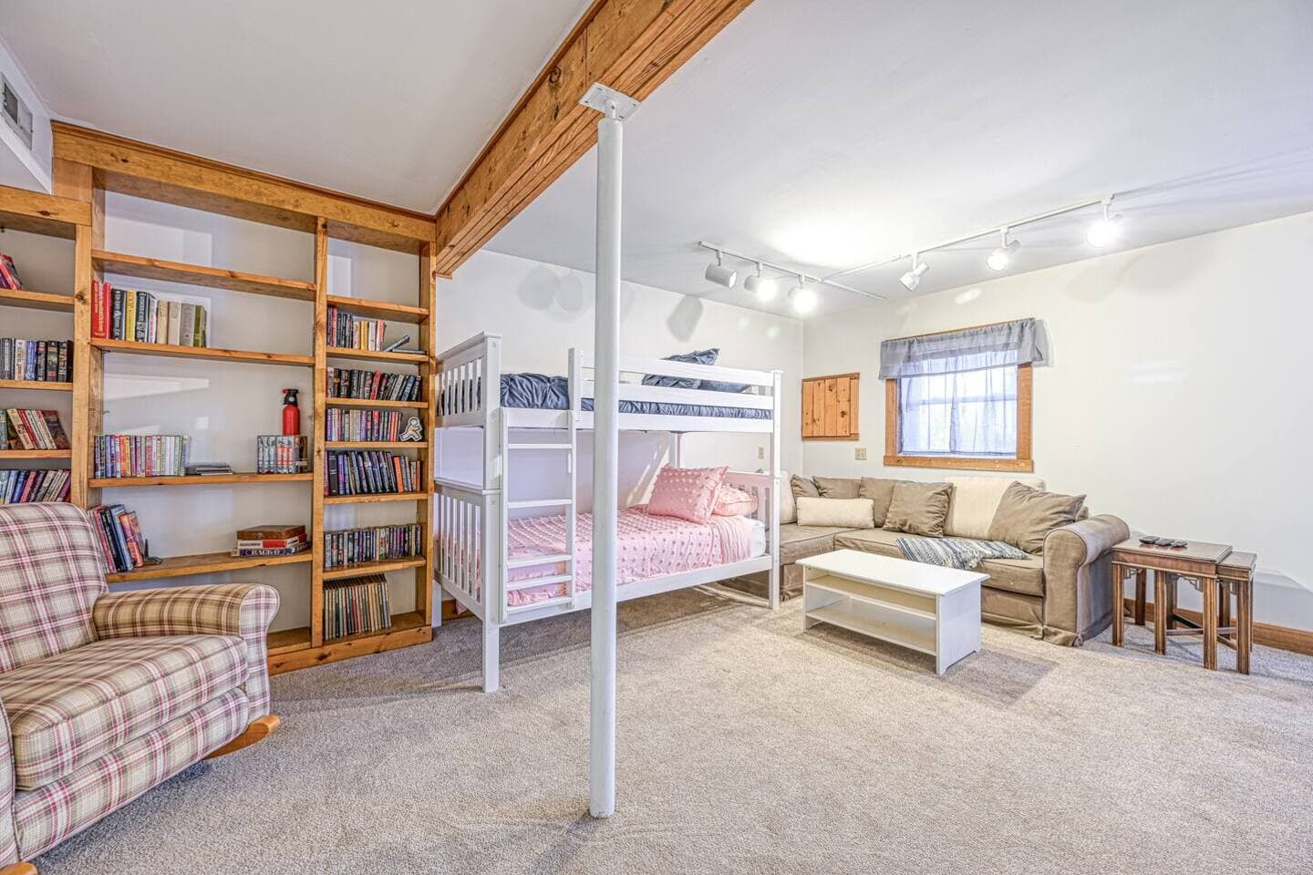 Gallery Image 14