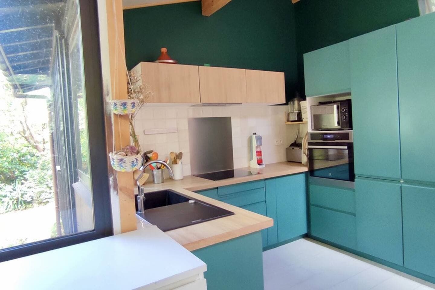 Gallery Image 21