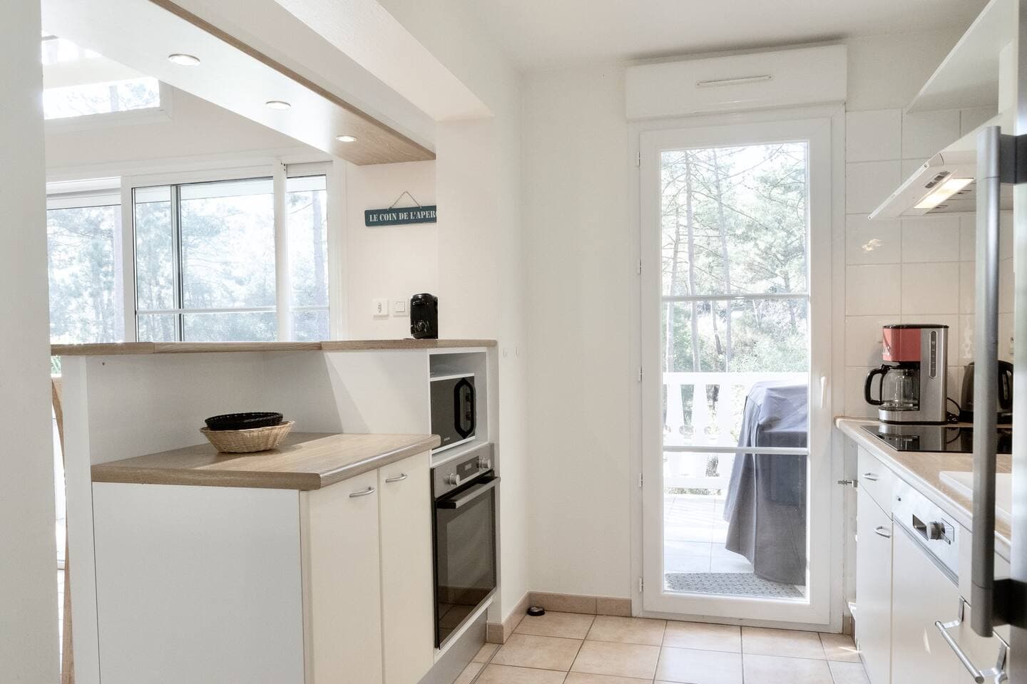 Fully equipped kitchen