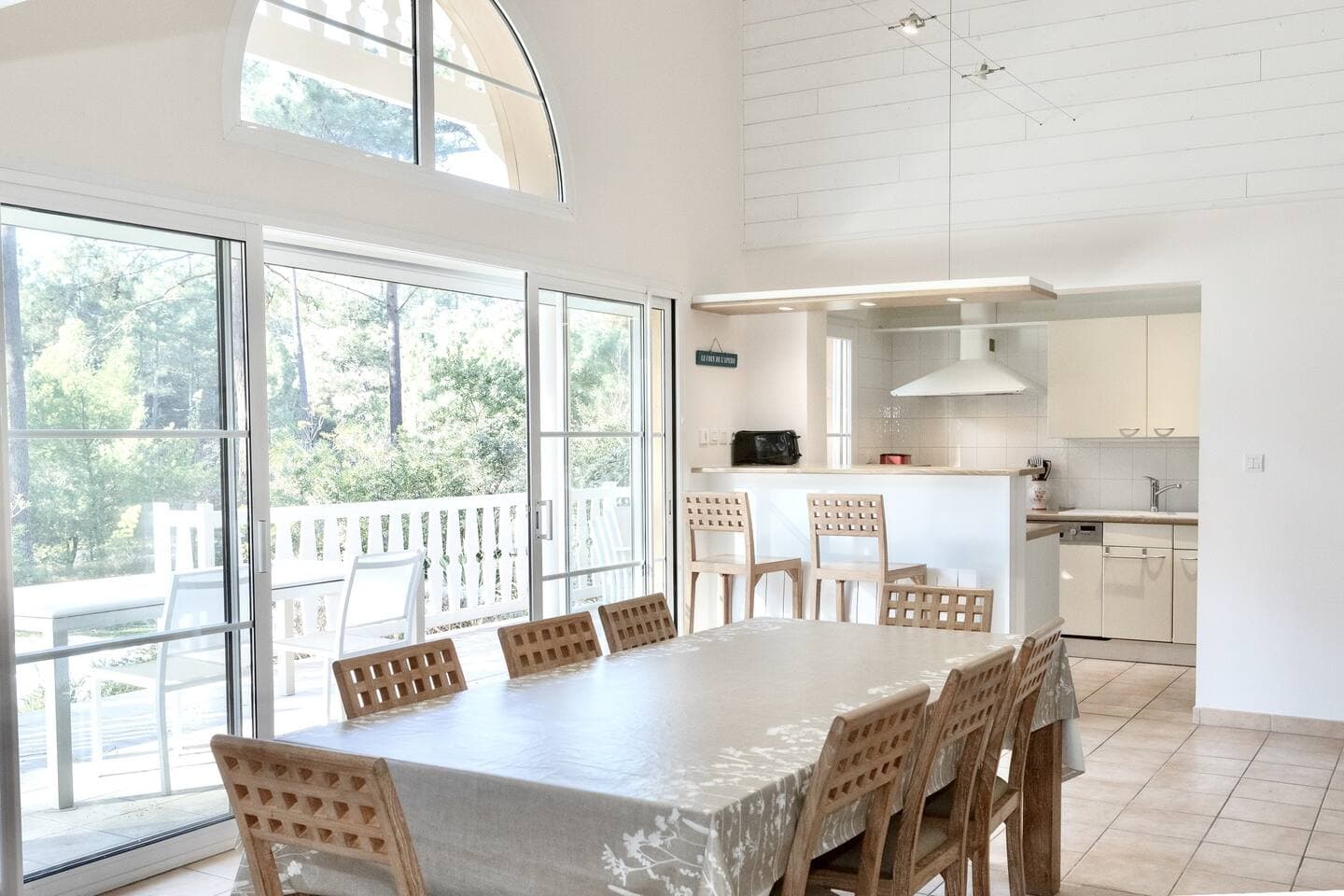 Gallery Image 14