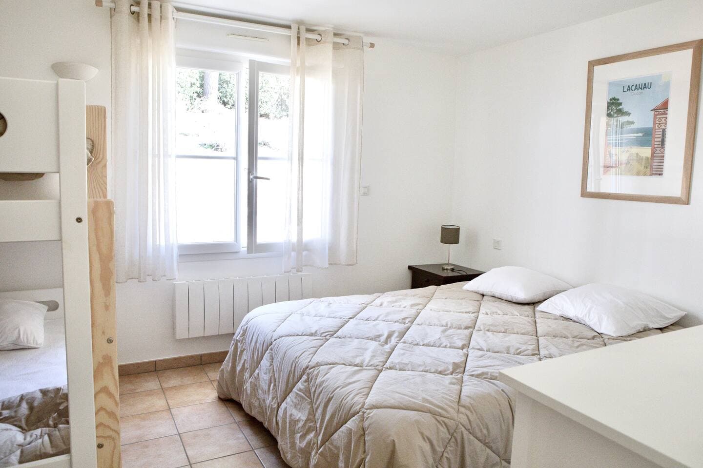 Bedroom 3: 1 bed 160x200 + 2 bunk beds 90x200