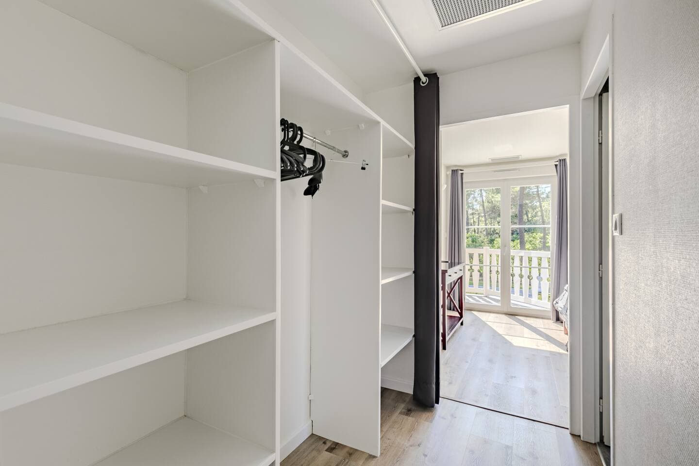 Gallery Image 19
