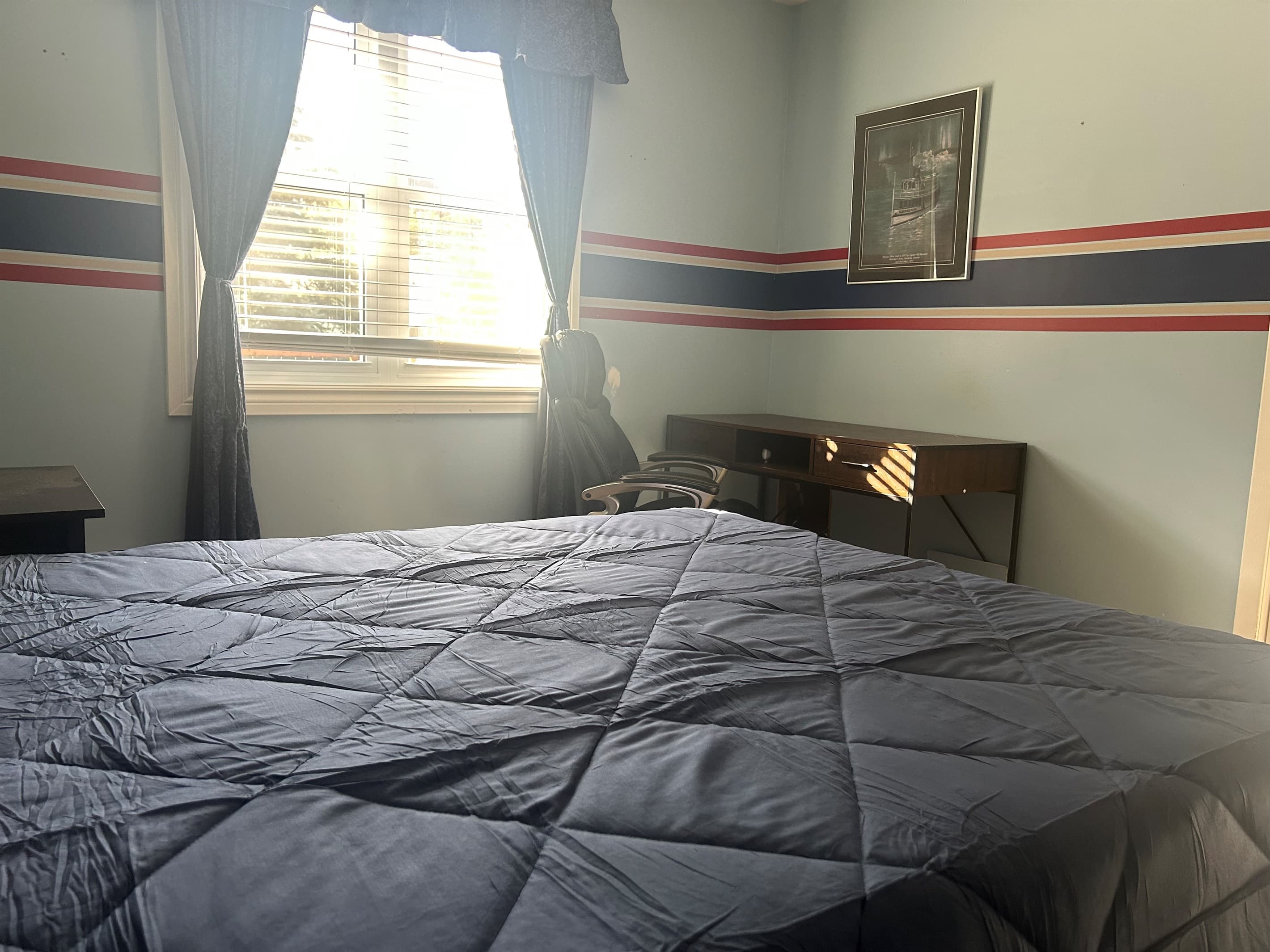 Bedroom 2 with Desk