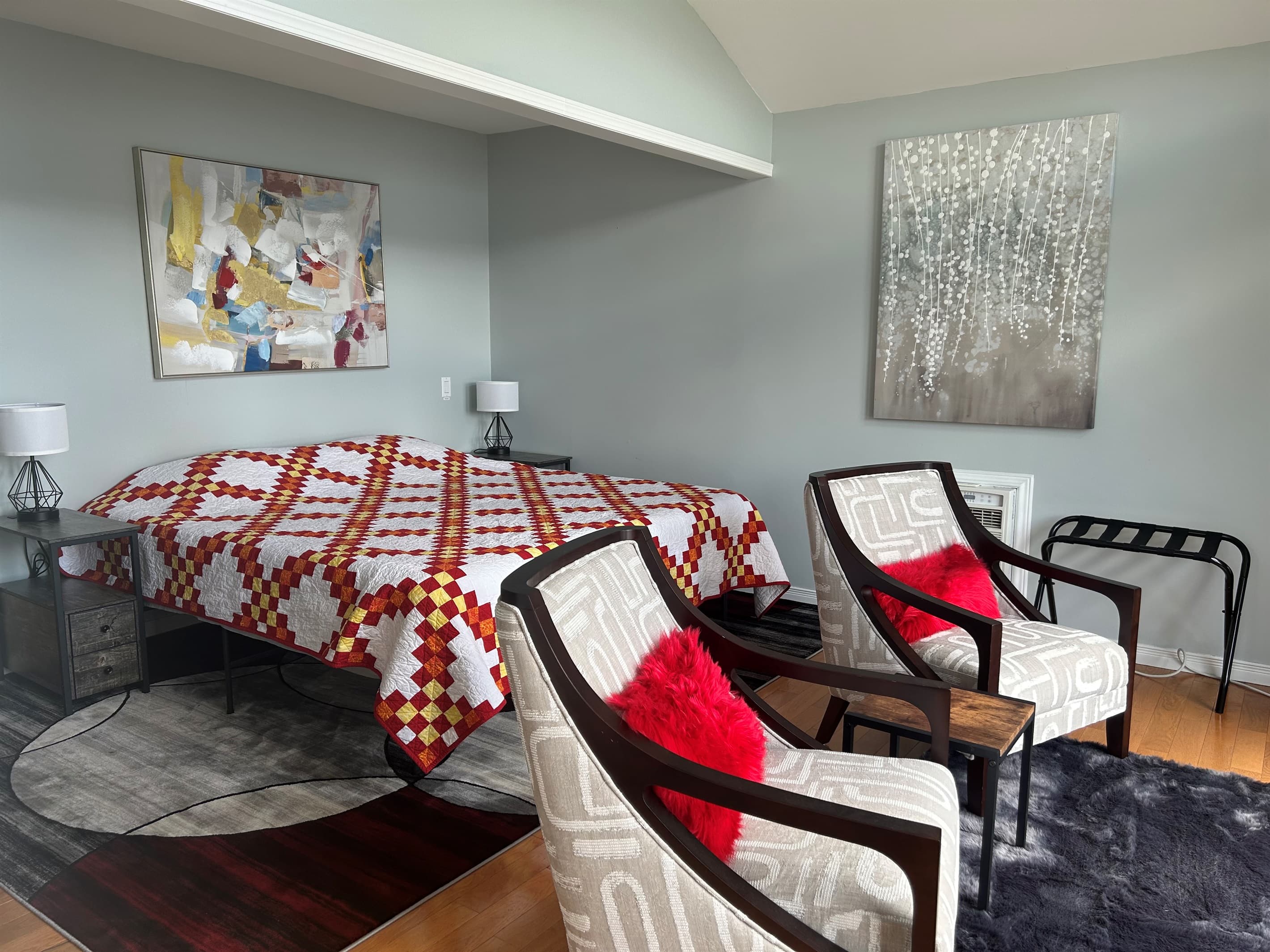 MASTER BEDROOM