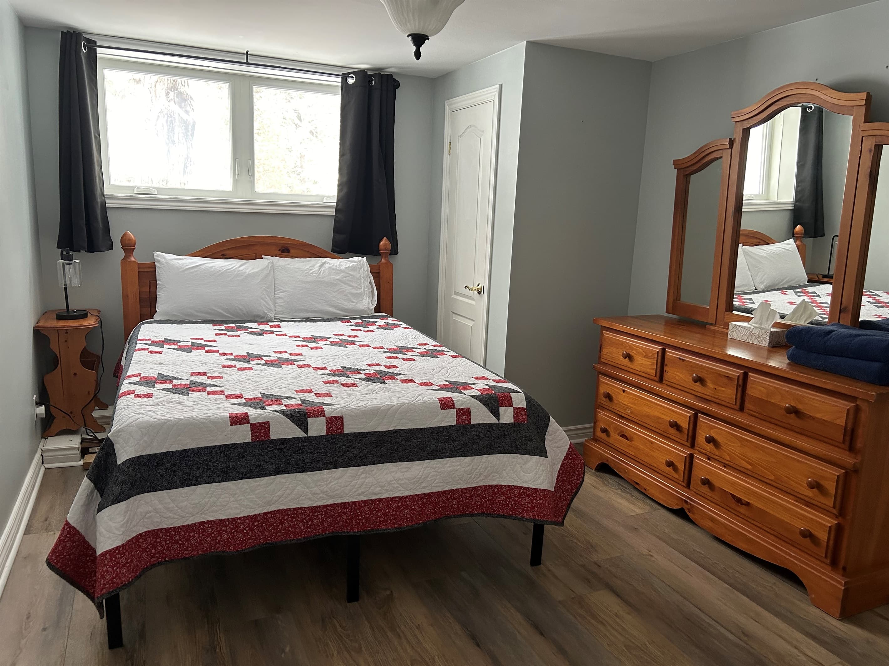 BEDROOM 6