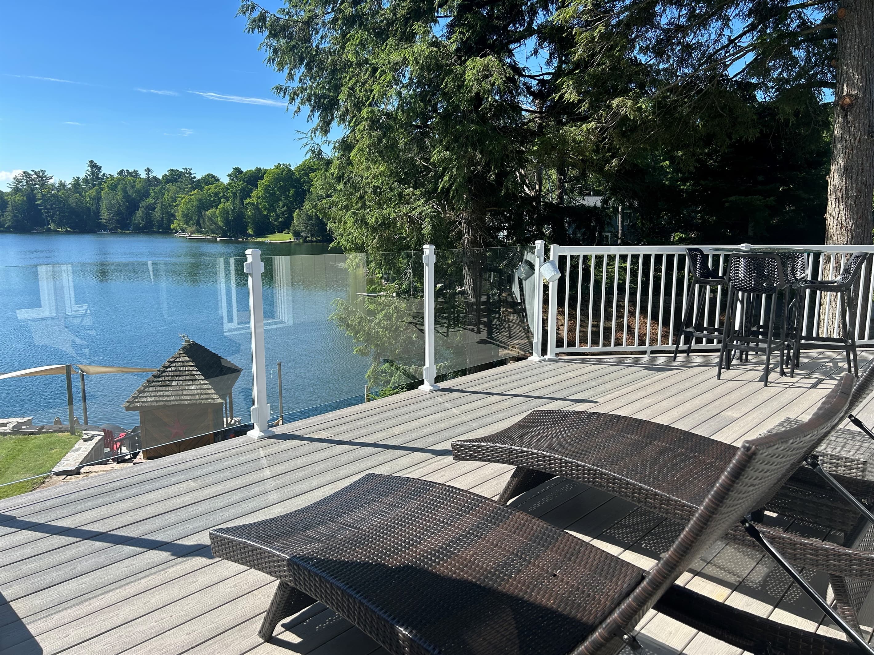 BACK DECK