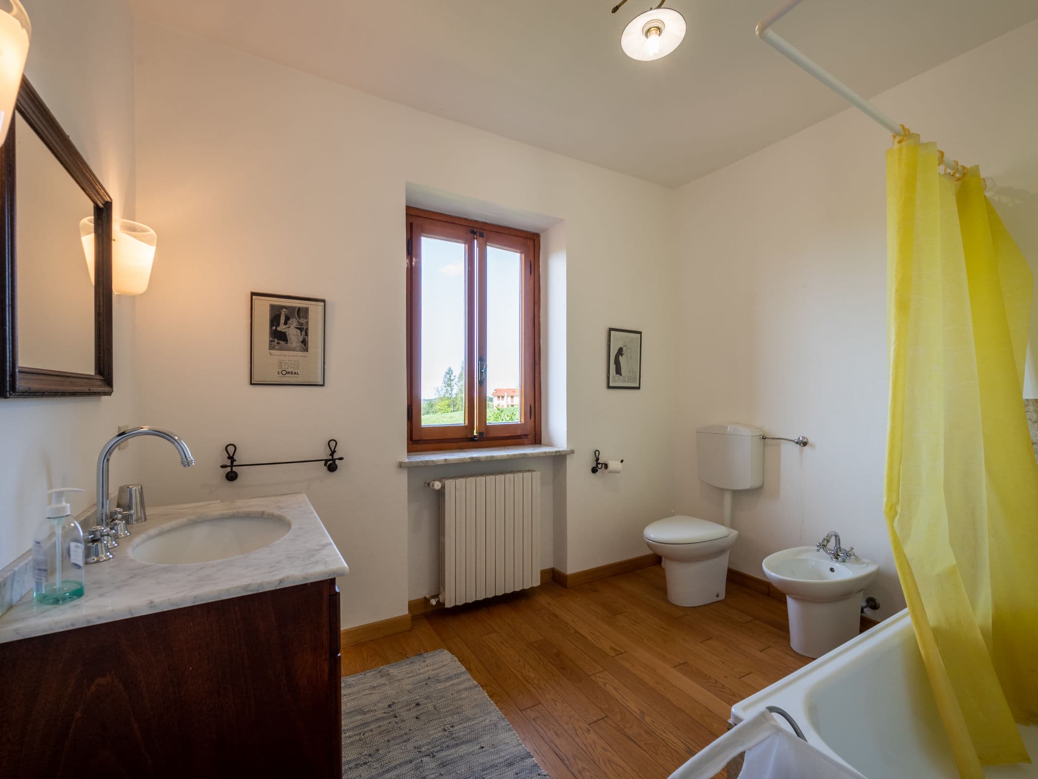 Bathroom / Wellness
