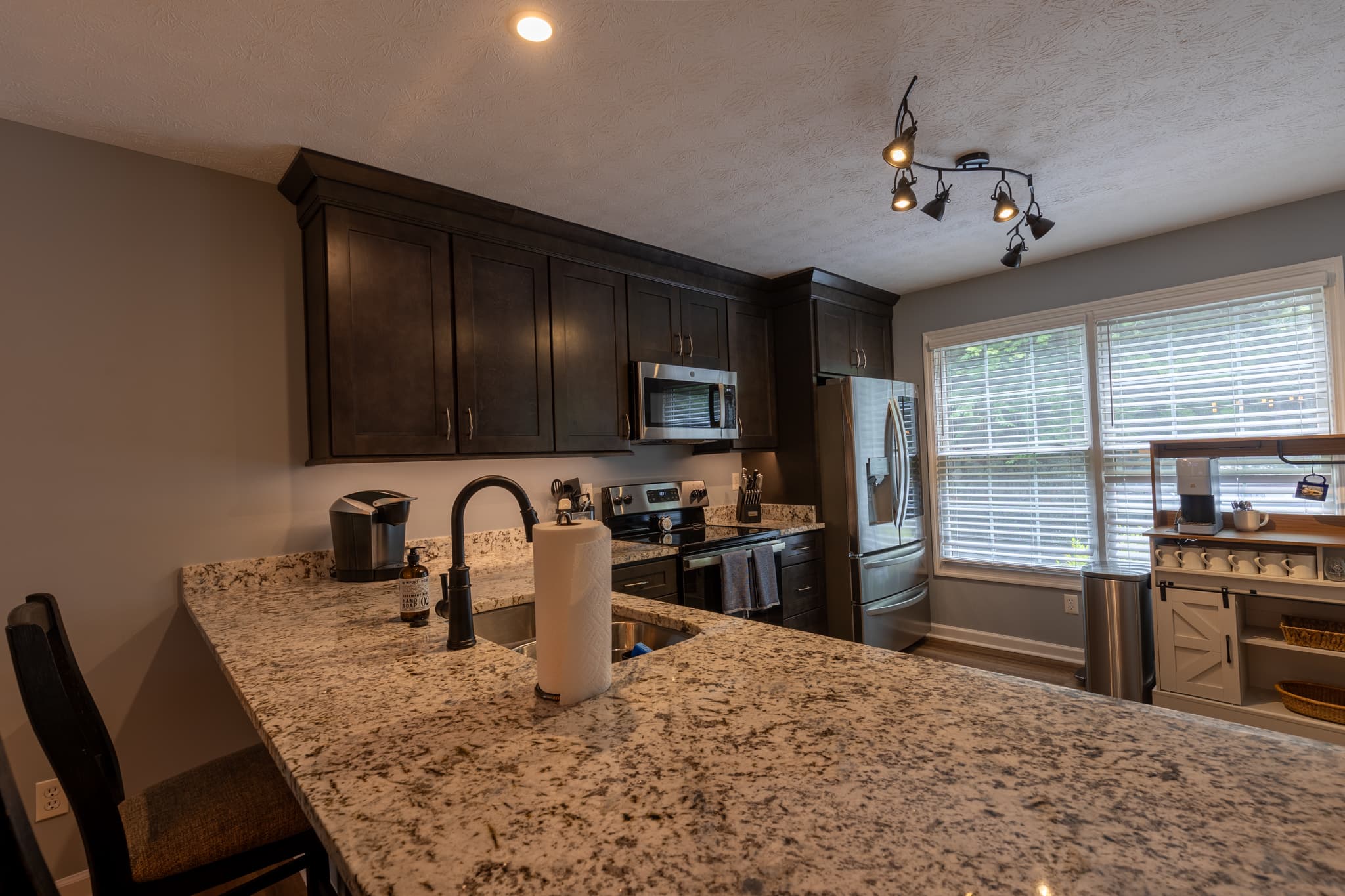 Kitchen and Coffee Bar