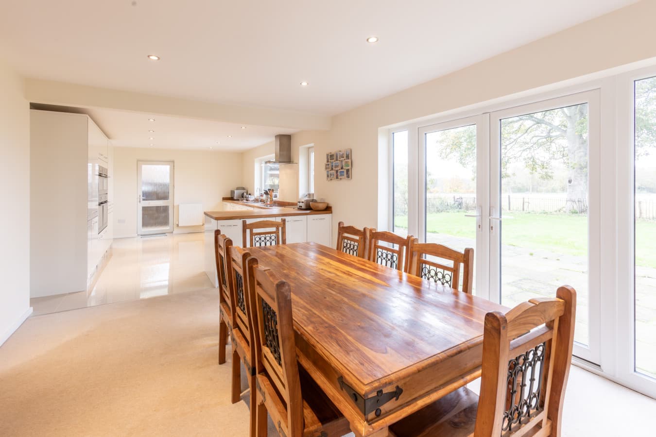 Balloon air bnb Dingley 2-10.jpg