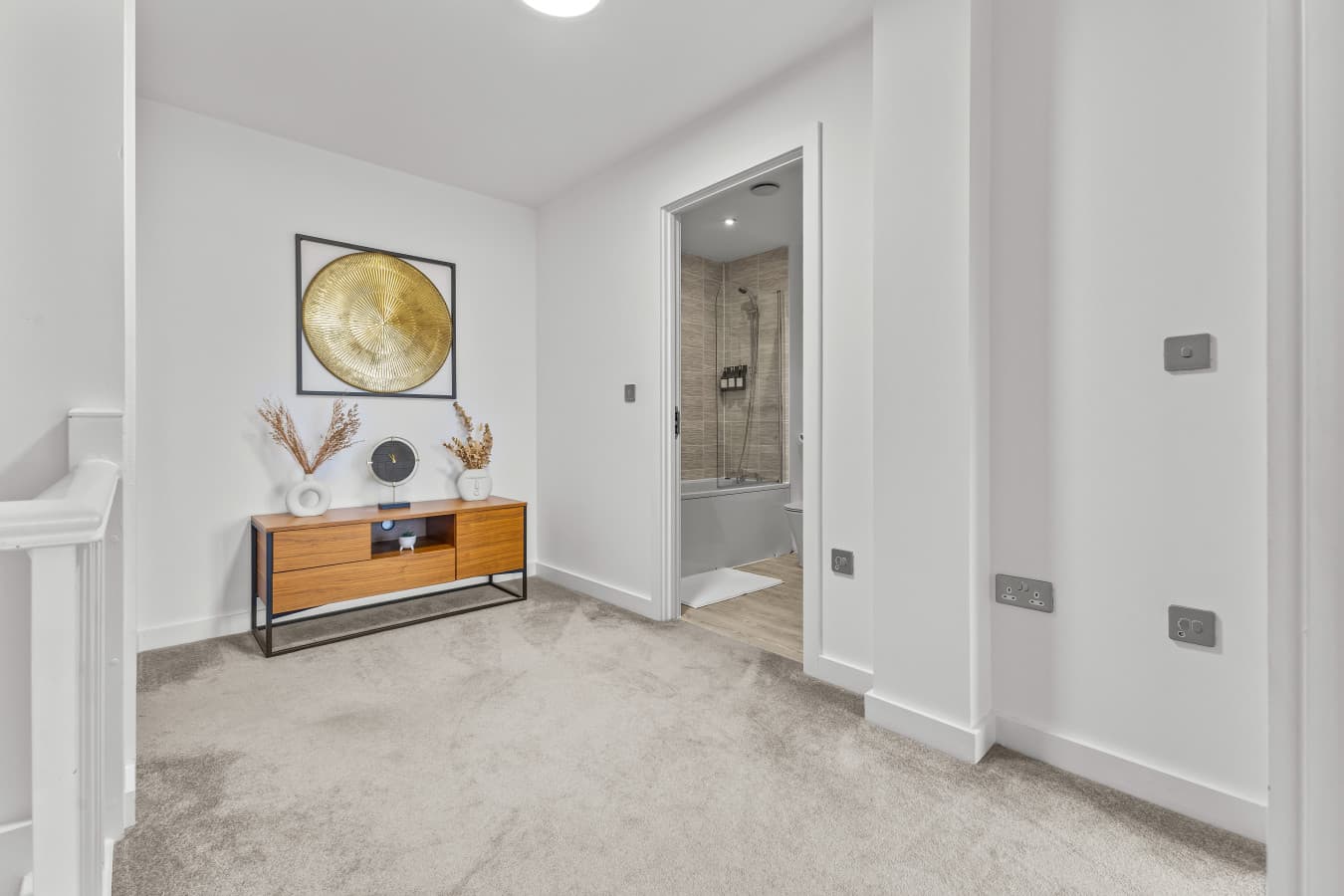 Apt 417 Middlewood Plaza -11.jpg