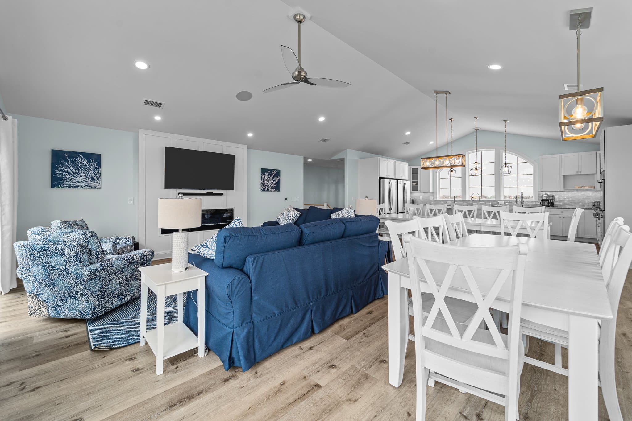 Living & Dining Area