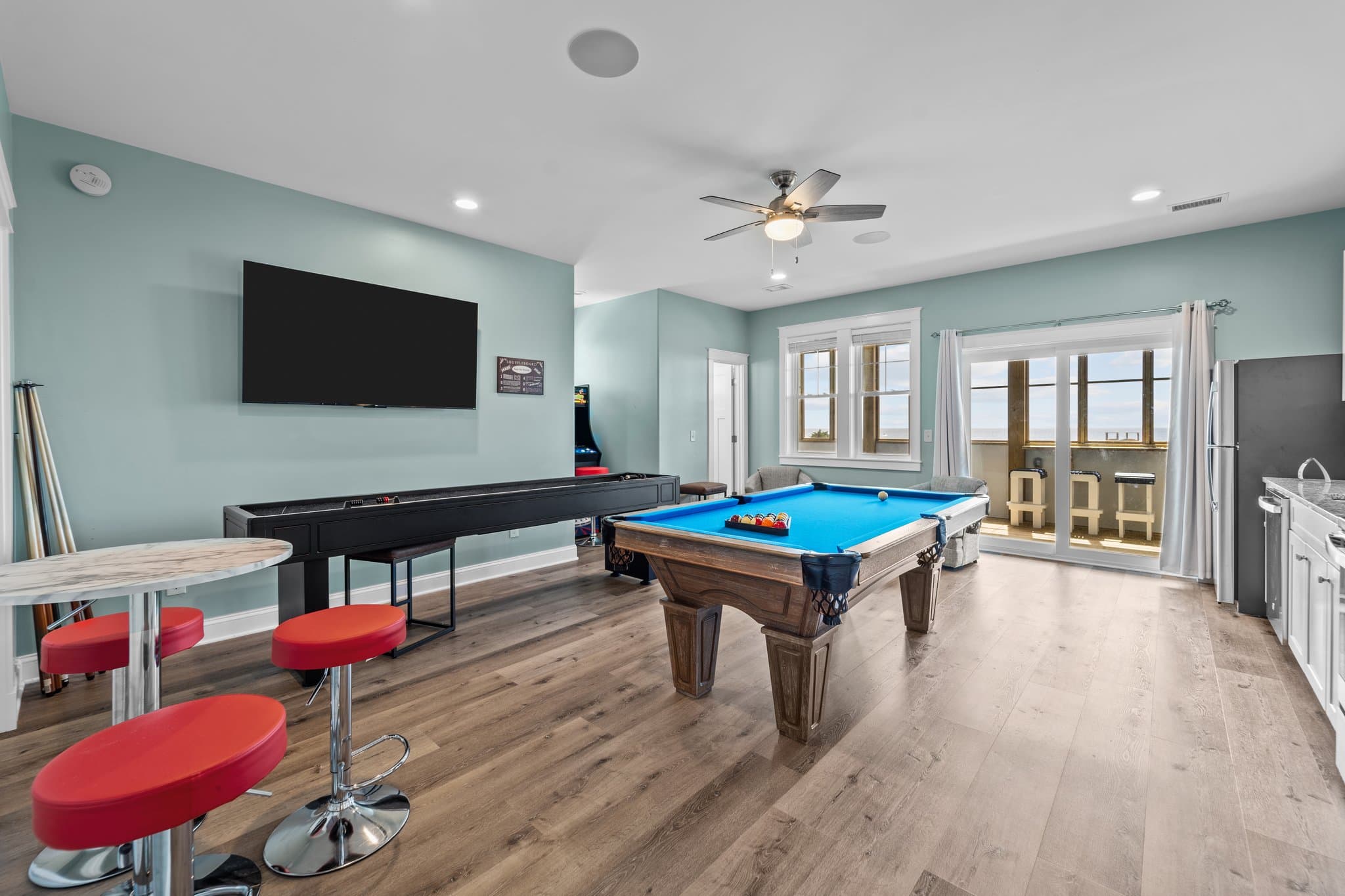 Pool Table & Shuffleboard Table