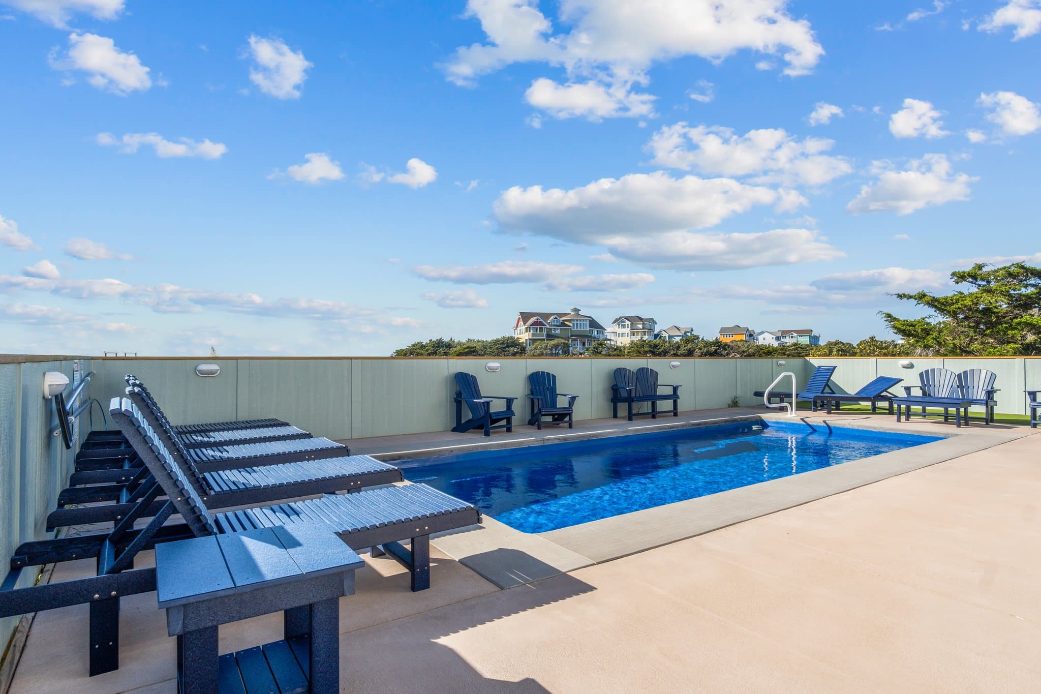 Private Pool & Loungers