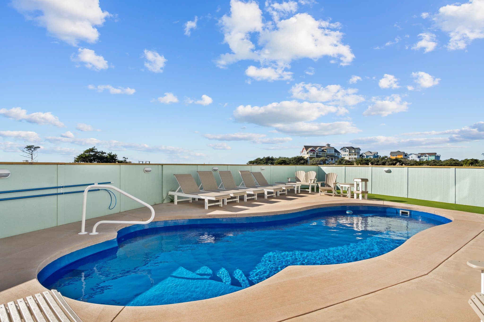 Private Pool 