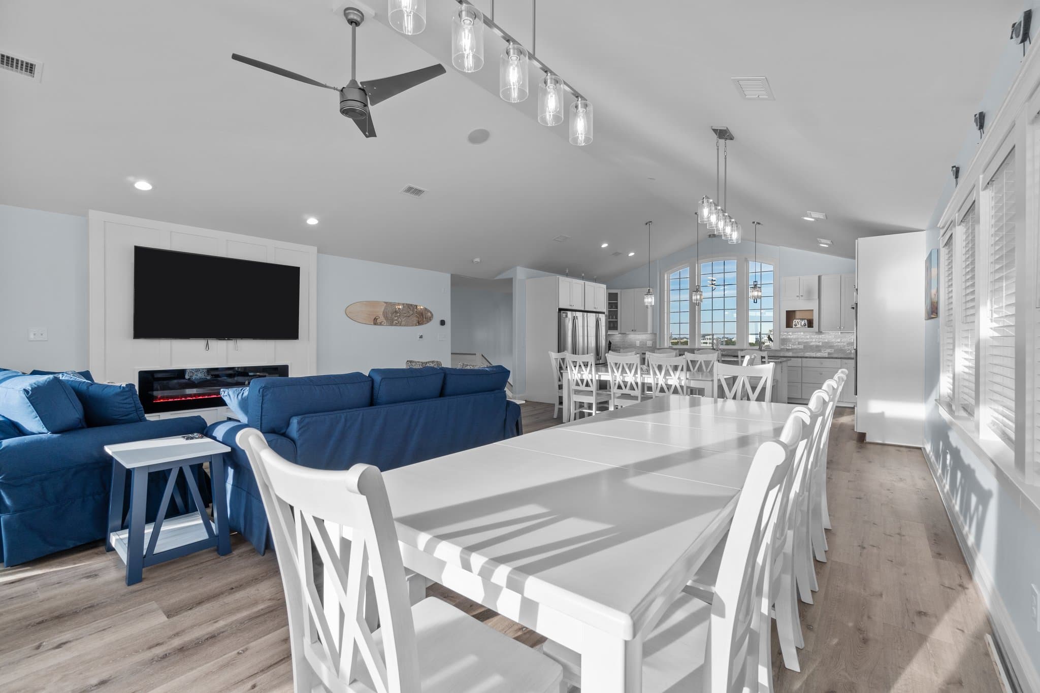 Open Layout Living & Dining