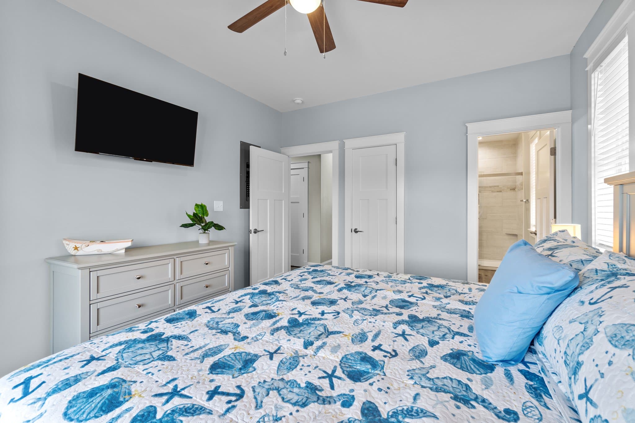 King En Suite Bedroom